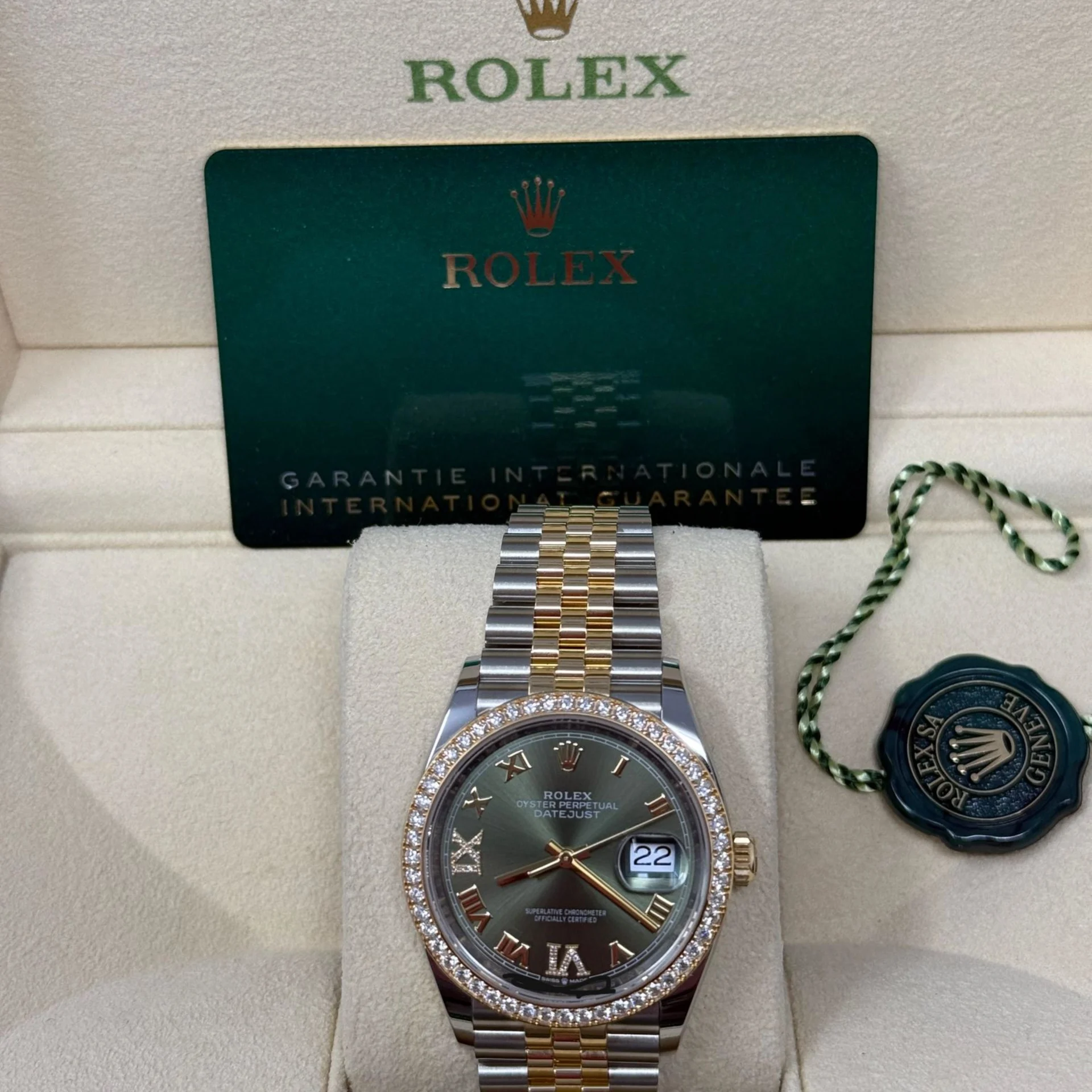 RLX  Datejust 36mm 126283 Olive Green Dial Jubilee Bracelet Watch
