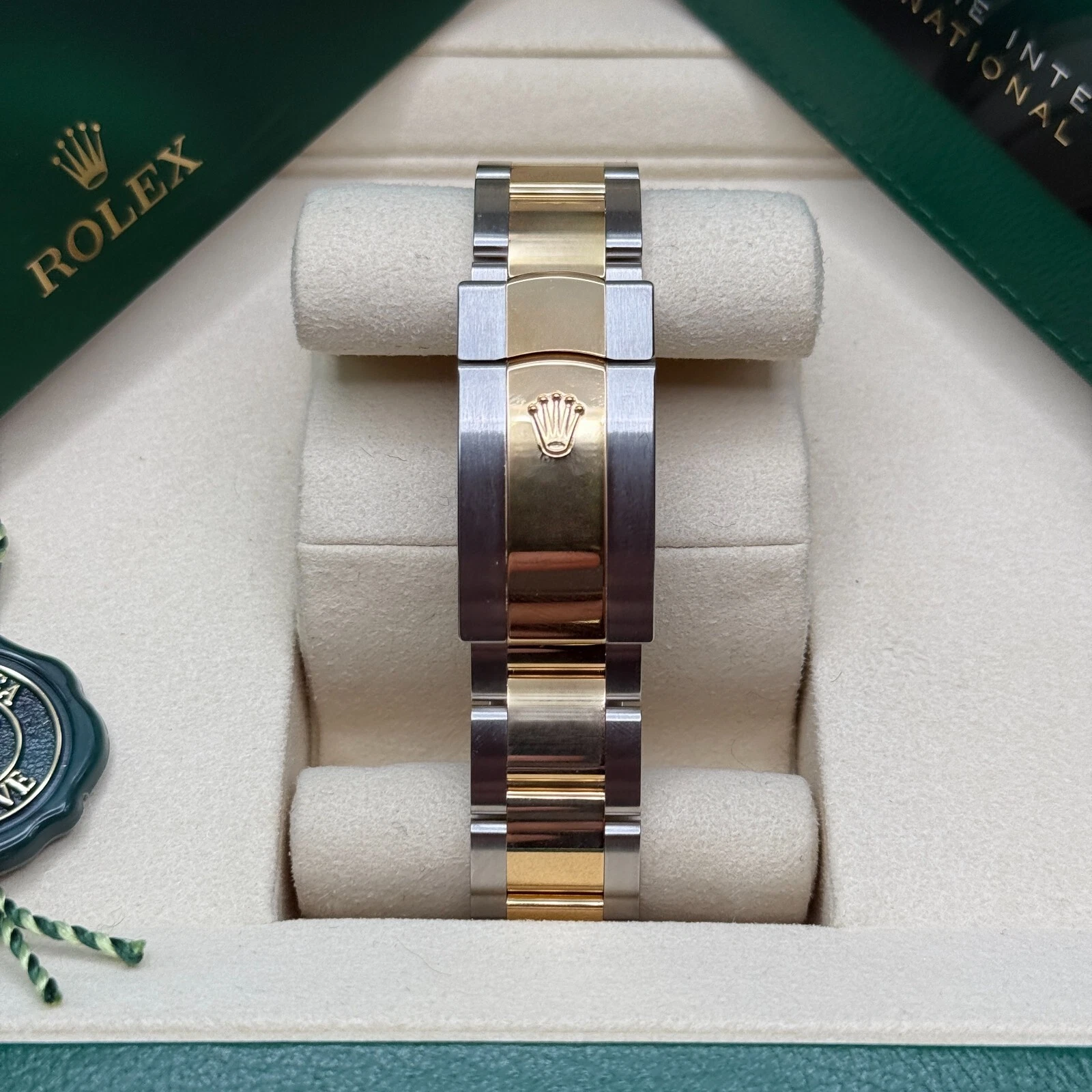 RLX  Datejust 41mm 126333 Silver Index Oyster Steel and Yellow Gold Mens Watch