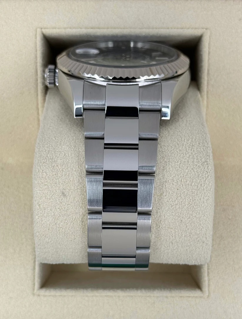 RLX  Sky-Dweller 42mm 336934-0001/0002 Stainless Steel Green Dial Oyster