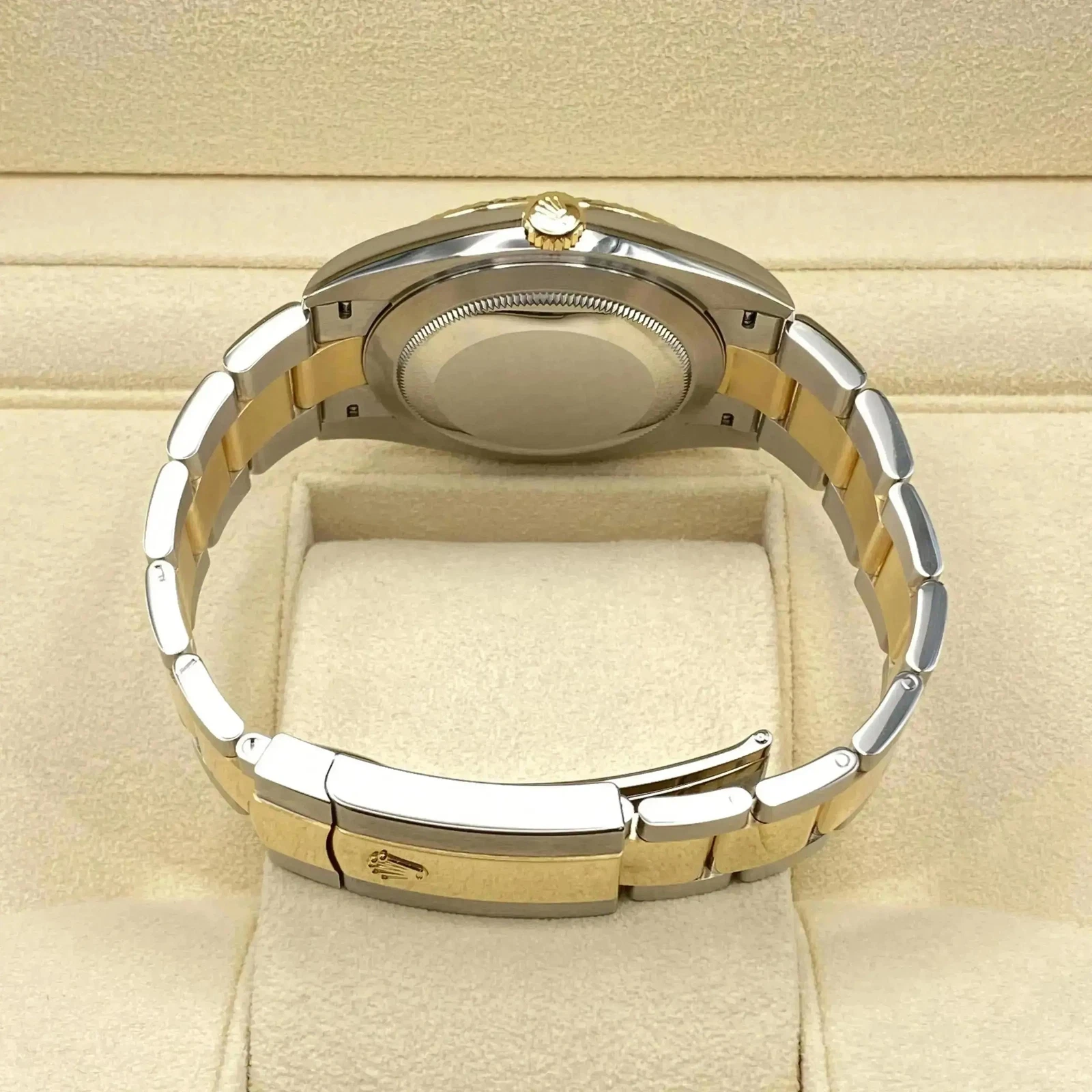 RLX  Datejust 36mm 126233 Champagne Dial Jubilee Bracelet Watch