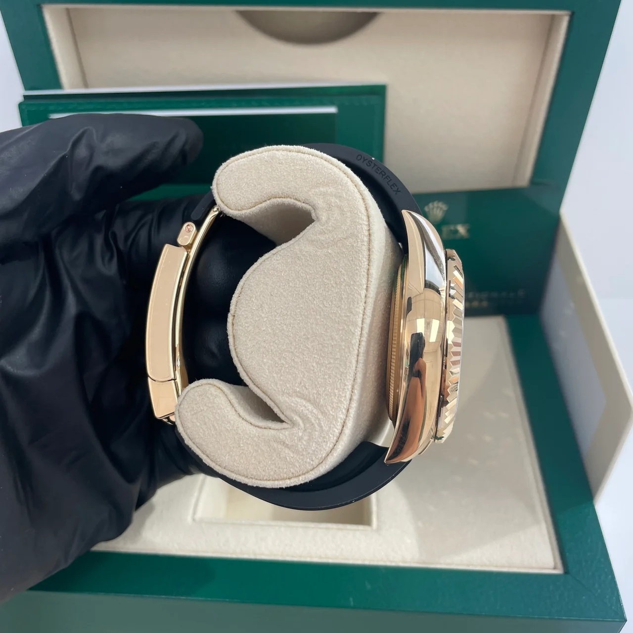 RLX  Sky-Dweller 42mm Yellow Gold White Dial Oysterflex - 336238