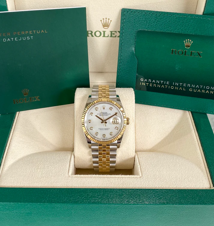 RLX  Datejust 36mm 126233 MOP Diamond Dial Jubilee Two-Tone Bracelet Watch