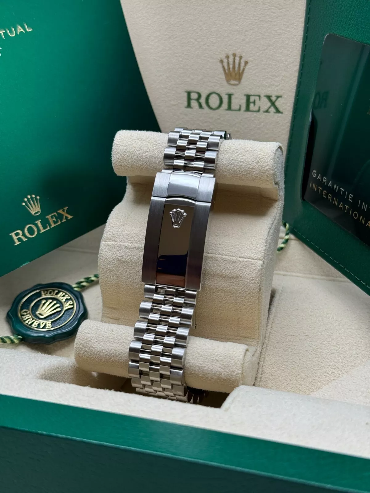 RLX  Datejust 36mm 126284 Blue Jubilee Diamond Dial & Diamond Bezel, Stainless Steel Oyster Bracelet Watch