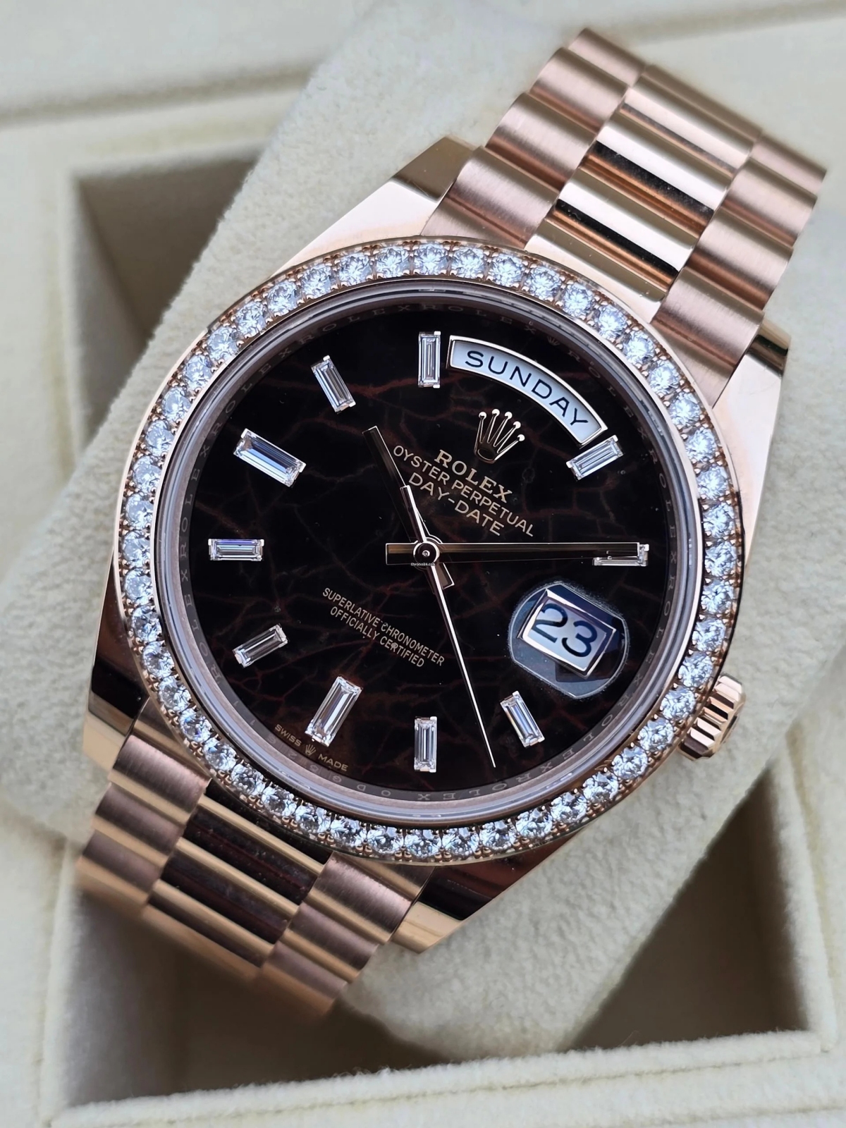 RLX  Day-Date 40mm Eisenkiesel / Diamonds Dial 228345rbr-0016