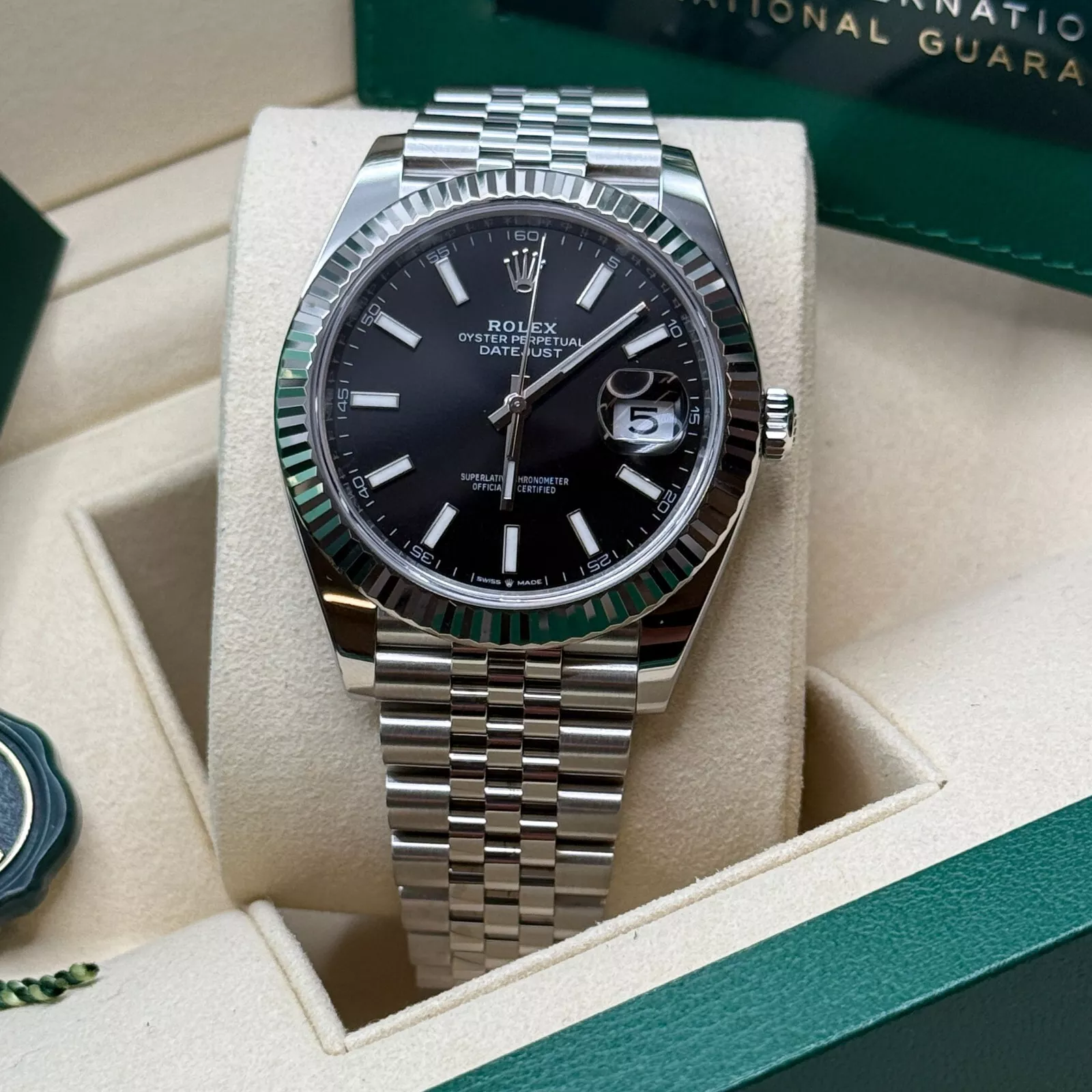 RLX  Datejust Black Index Jubilee 41mm Stainless Steel - 126334