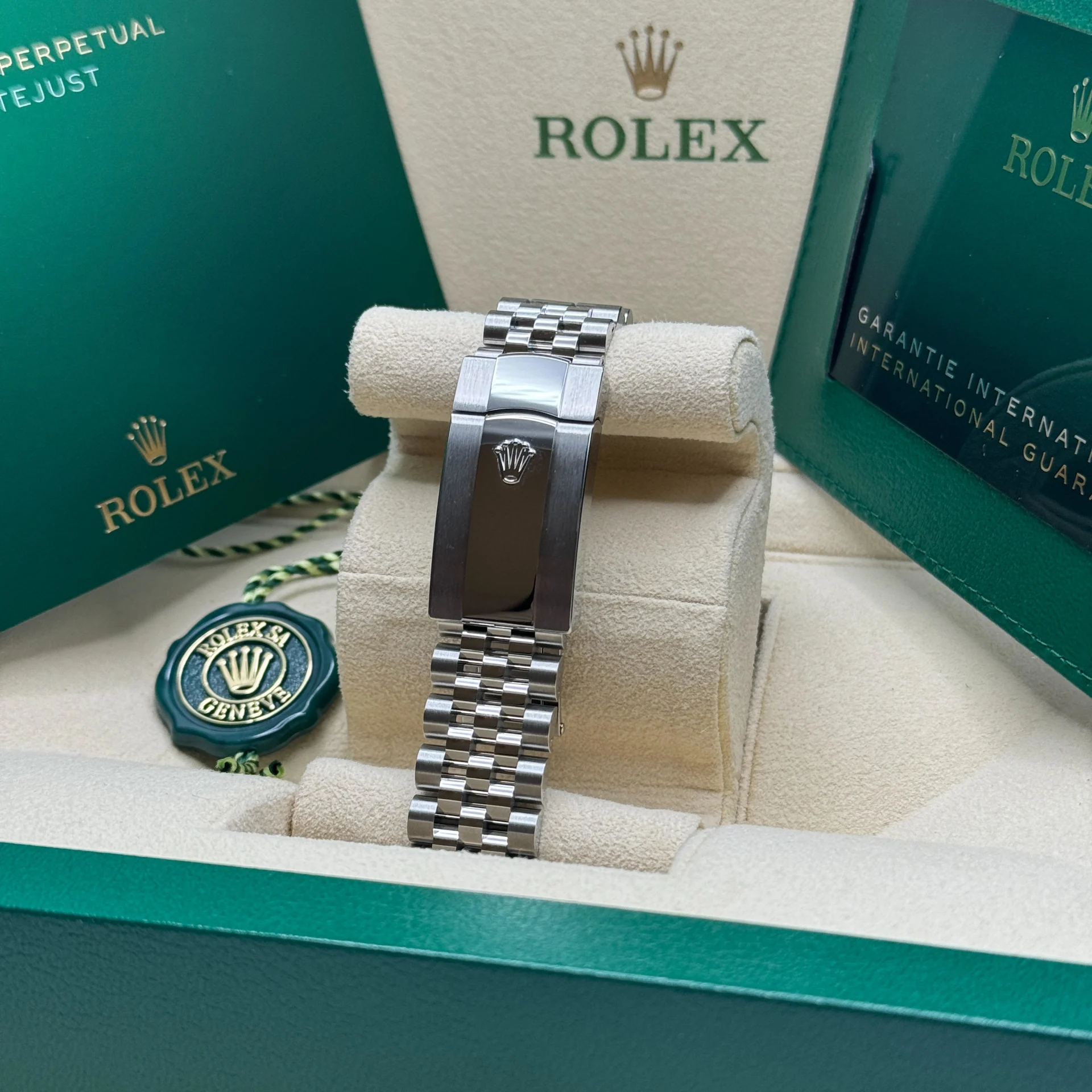 RLX  Datejust 36mm 126284 Pink Dial Jubilee Bracelet