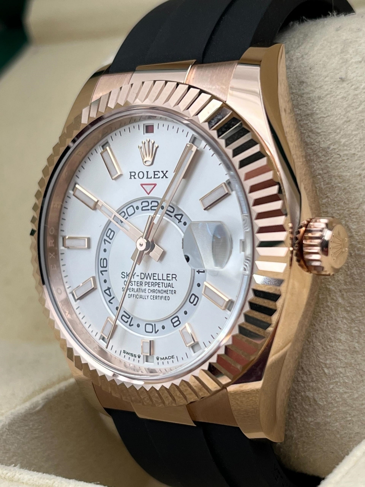 RLX  Sky-Dweller 42mm Rose Gold White Dial Oysterflex - 336235