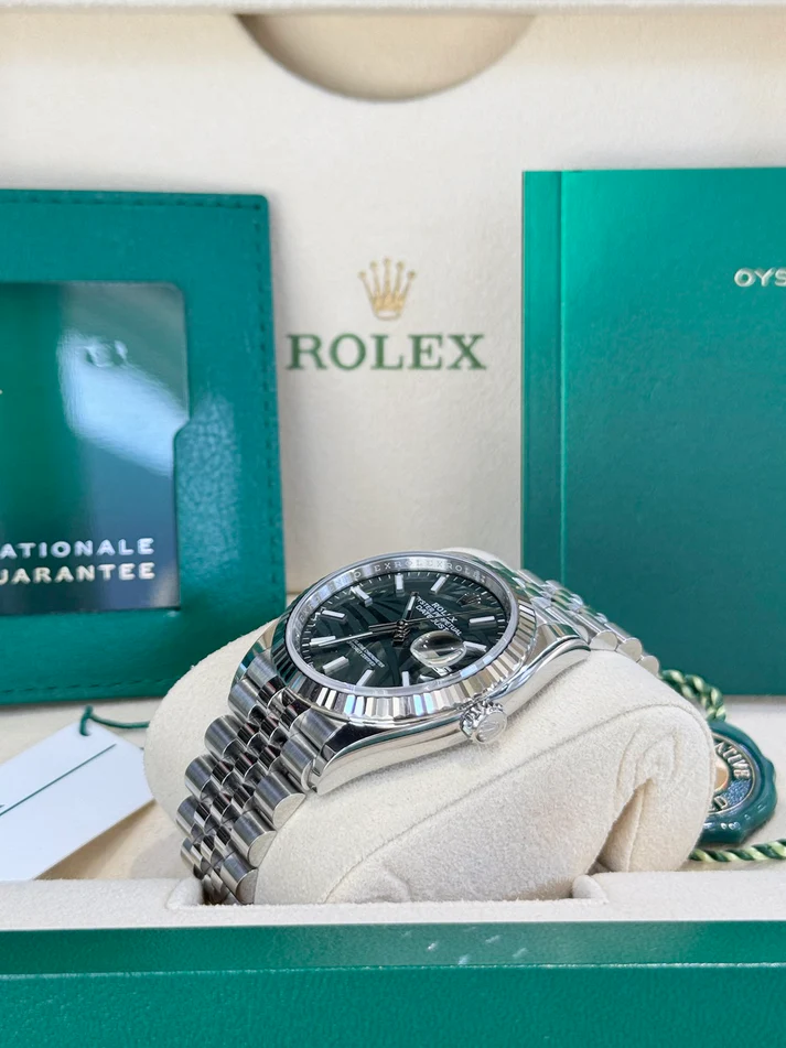 RLX  Datejust 36mm 126234 Olive Green Palm Motif Dial Jubilee Stainless Steel Watch