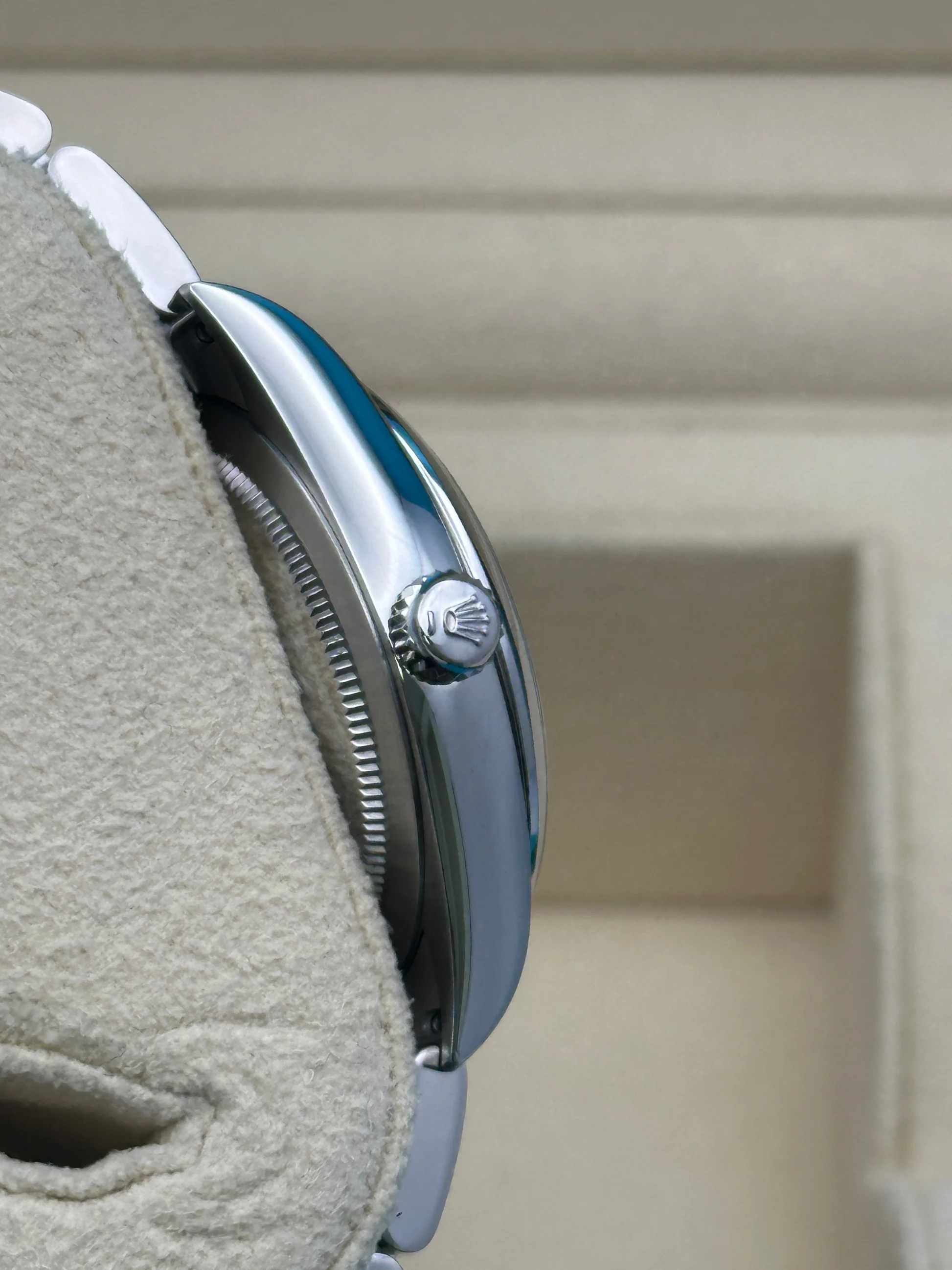 RLX Oyster Perpetual 34mm 124200-0001 Silver Dial Oyster Stainless Steel Bracelet