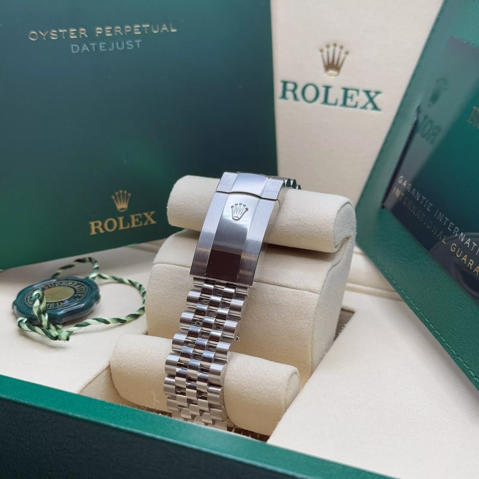 RLX  Datejust 41mm Mint Green Dial Jubilee Bracelet Watch - 126334
