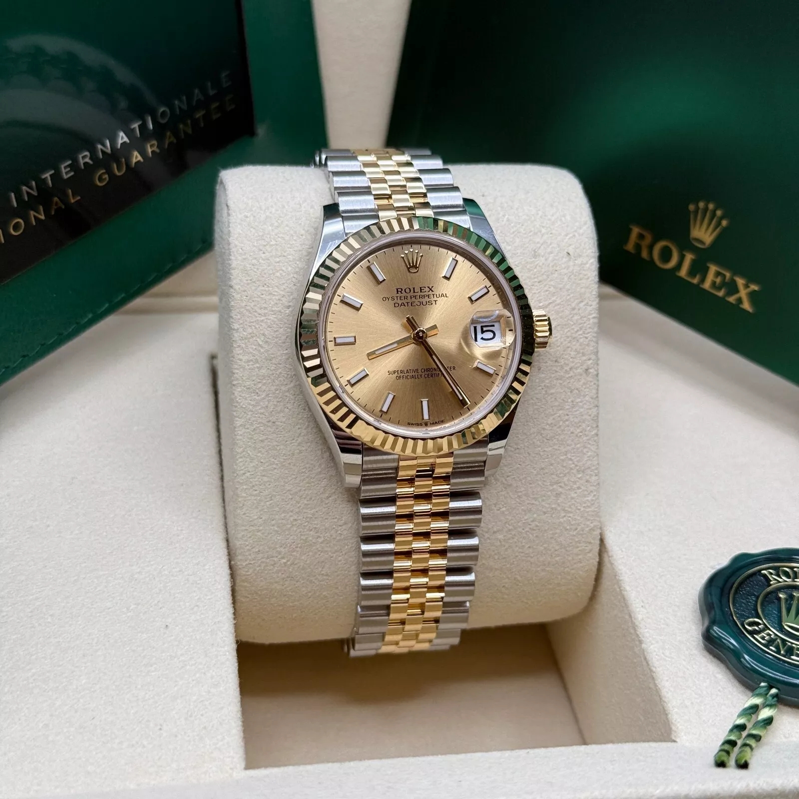 RLX Datejust m278273-0013/0014 31mm Champagne Dial Stainless Steel and Yellow Gold Oyster Watch