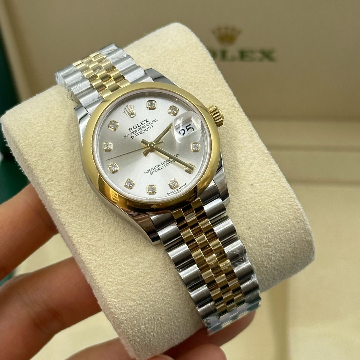 RLX Datejust m278243-0019/0020 31mm Silver Dial Yellow Rolesor Oyster Watch