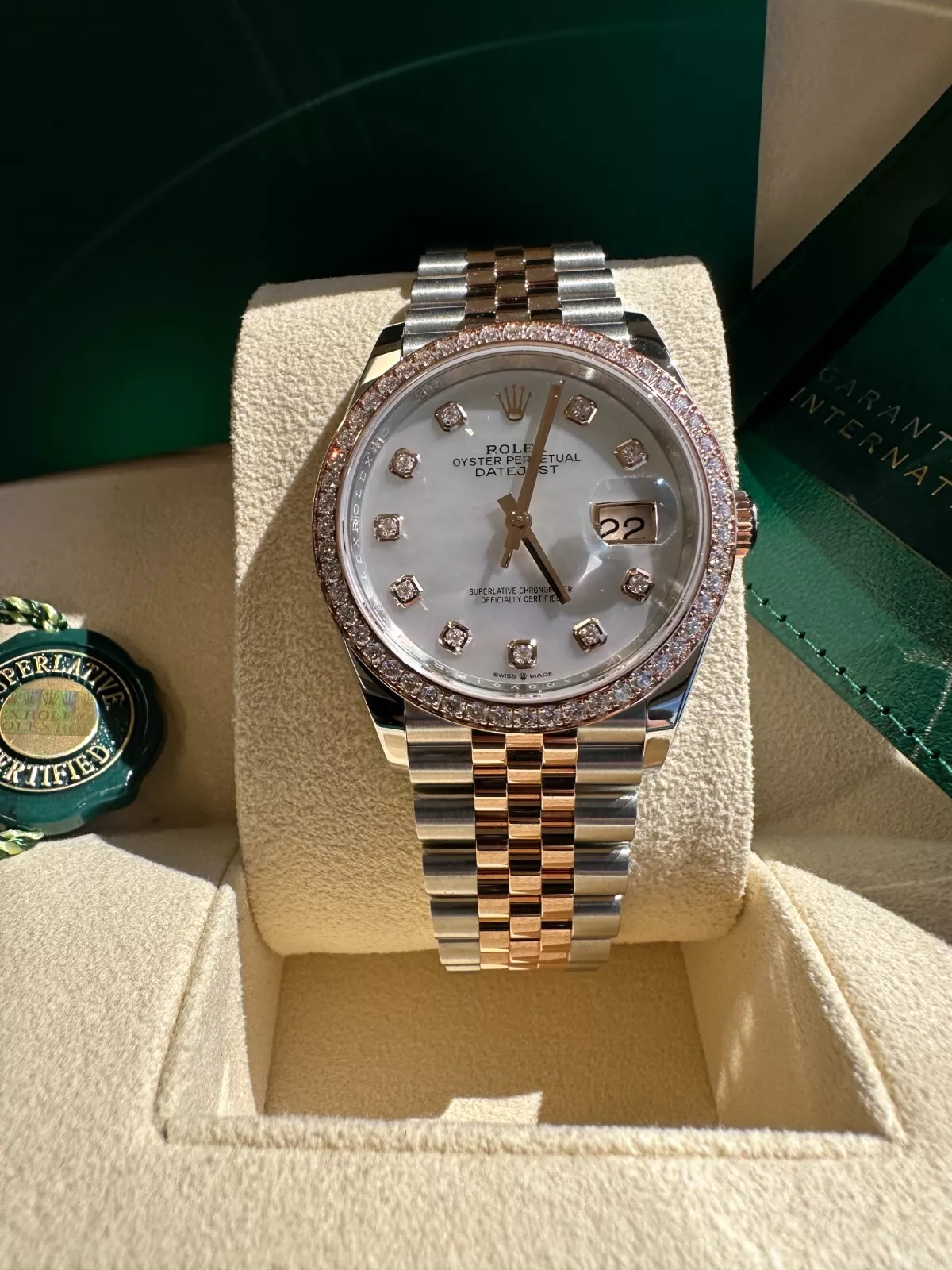 RLX  Datejust 36mm 126281 Mother-of-Pearl Dial Jubilee Bracelet