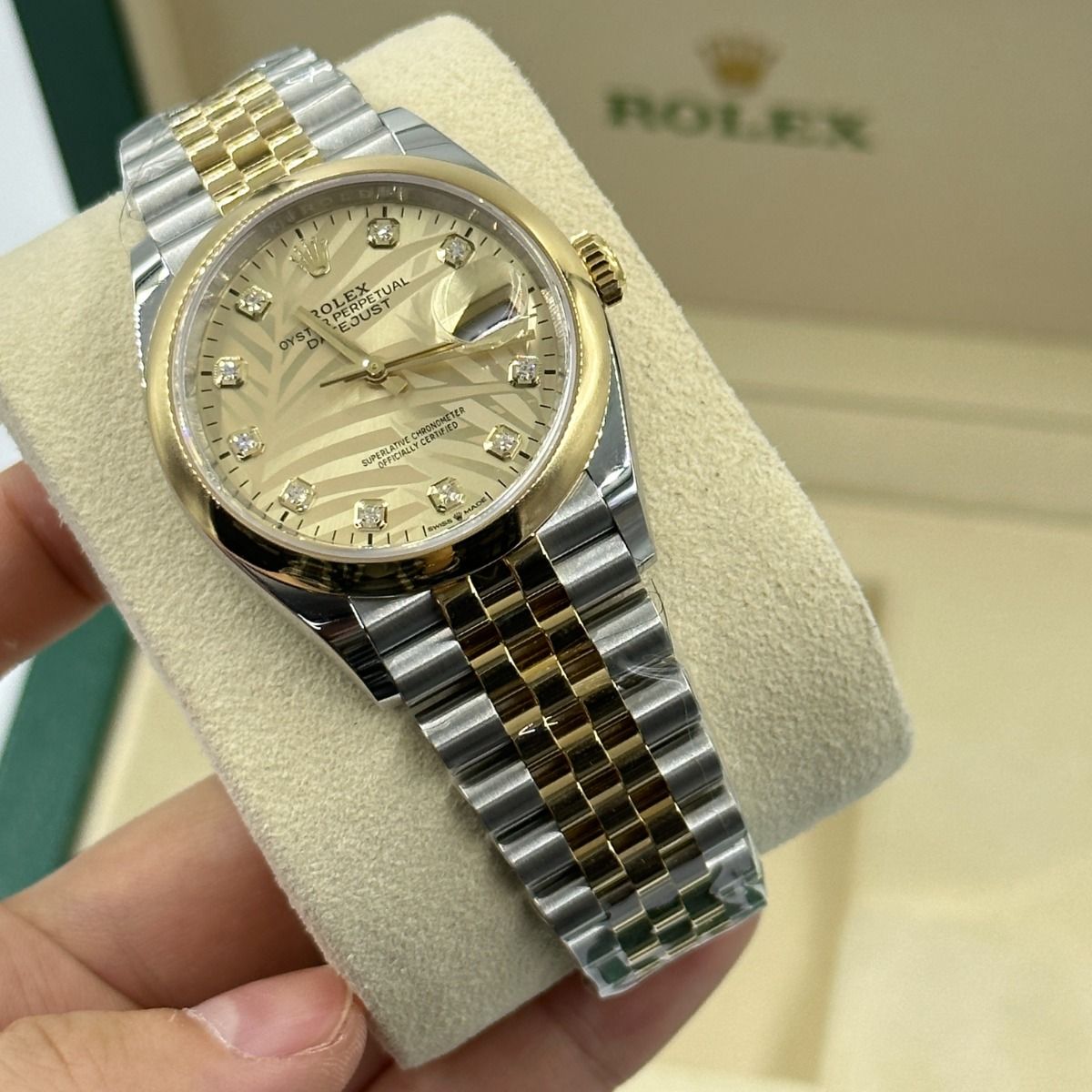 RLX  Datejust 36mm 126203 Golden Palm Dial Domed Bezel Oyster Bracelet