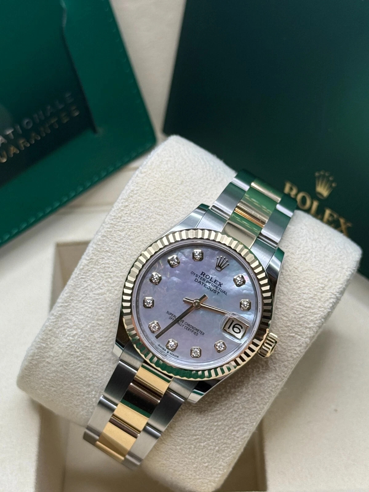 RLX Datejust m278273-0027/0028 31mm White Mother-of-Pearl Dial Stainless Steel and Yellow Gold Oyster Watch