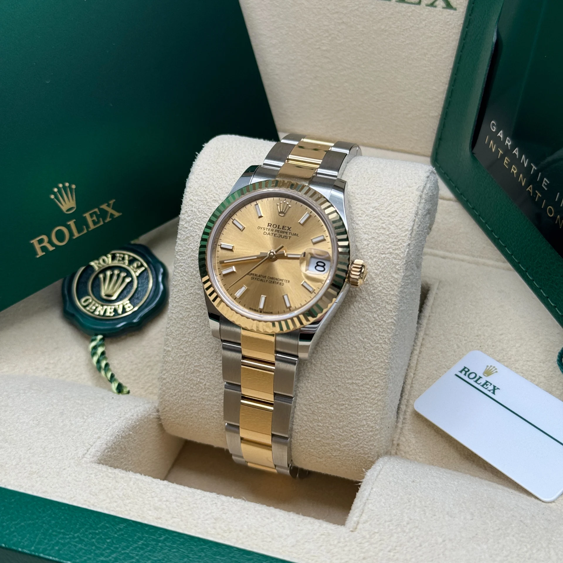 RLX Datejust m278273-0013/0014 31mm Champagne Dial Stainless Steel and Yellow Gold Oyster Watch