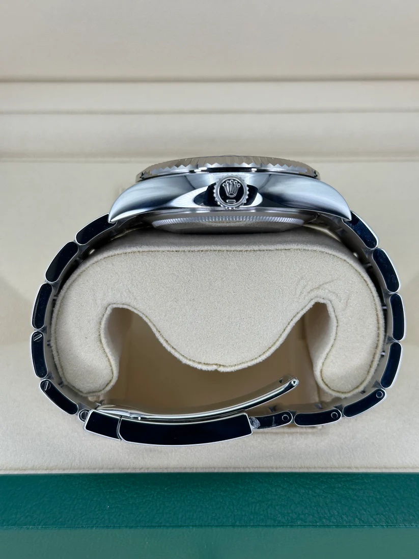 RLX  Sky-Dweller 42mm Stainless Steel Blue Dial Oyster - 336934