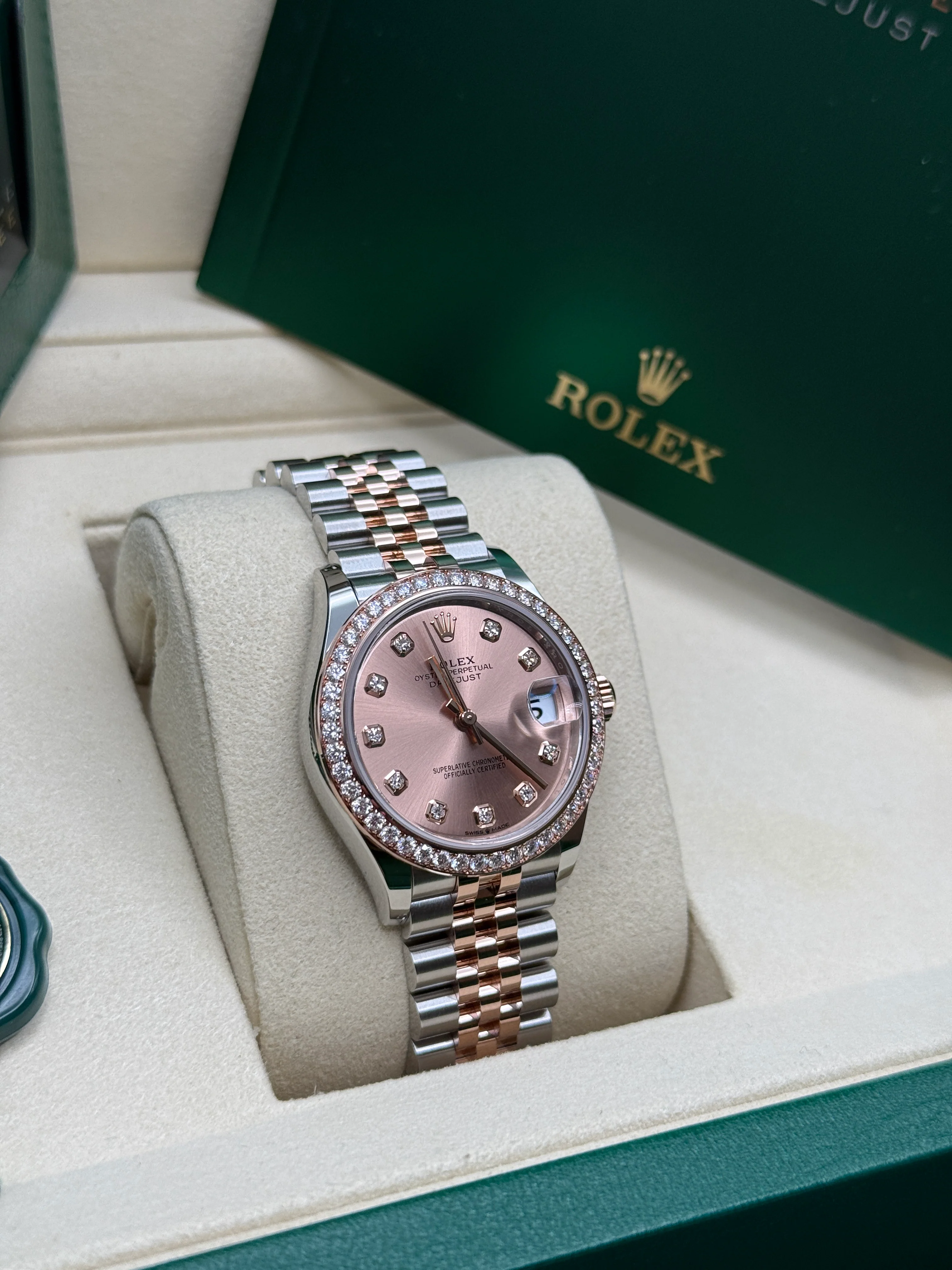 RLX Datejust m278381-0023/0024 Rose Diamond 31mm Dial Diamond-Set Bezel and Oyster Bracelet Watch