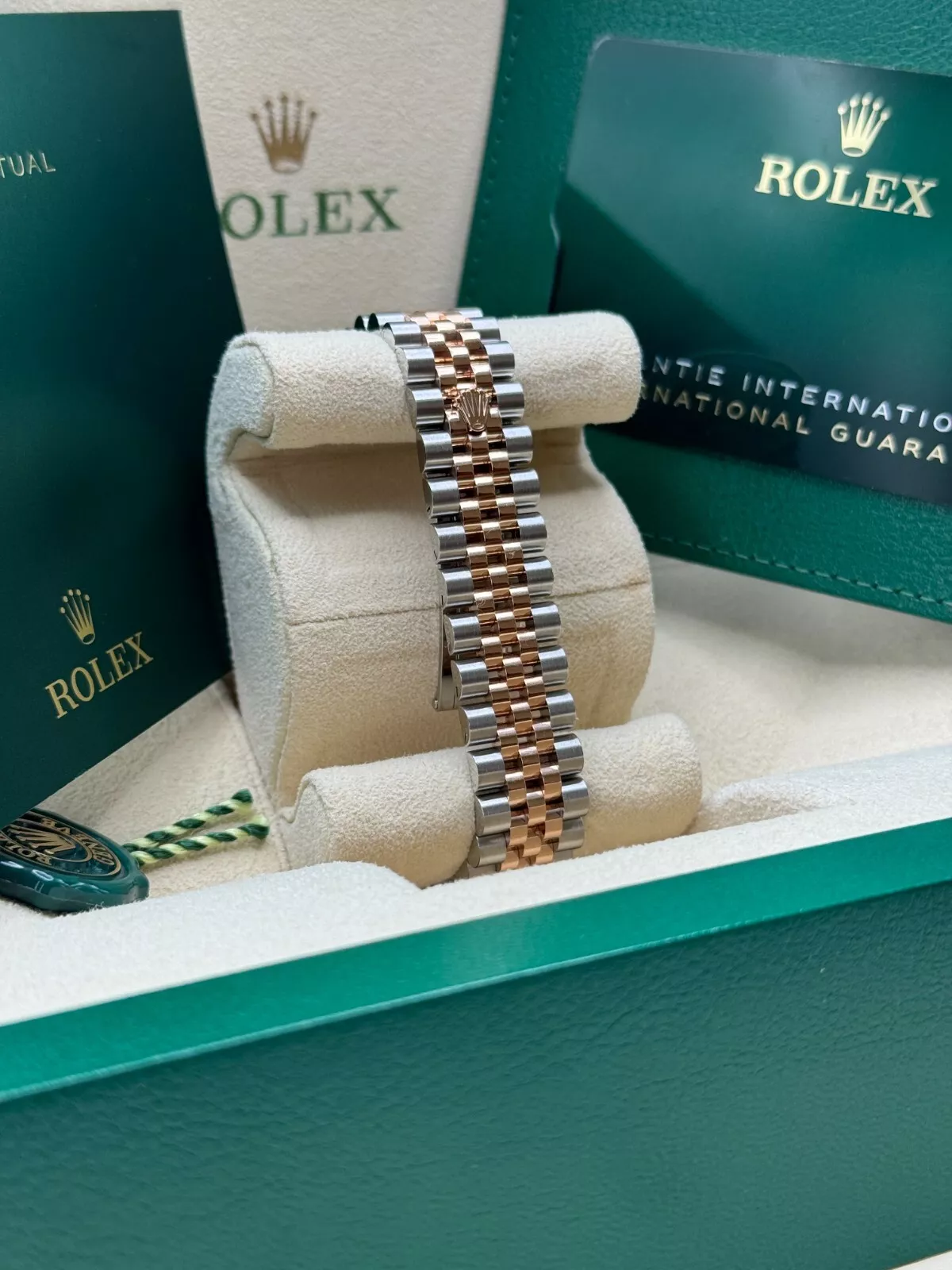 RLX Datejust m278271-0031/0032 Silver Floral Motif 31mm Dial Oyster Bracelet Watch