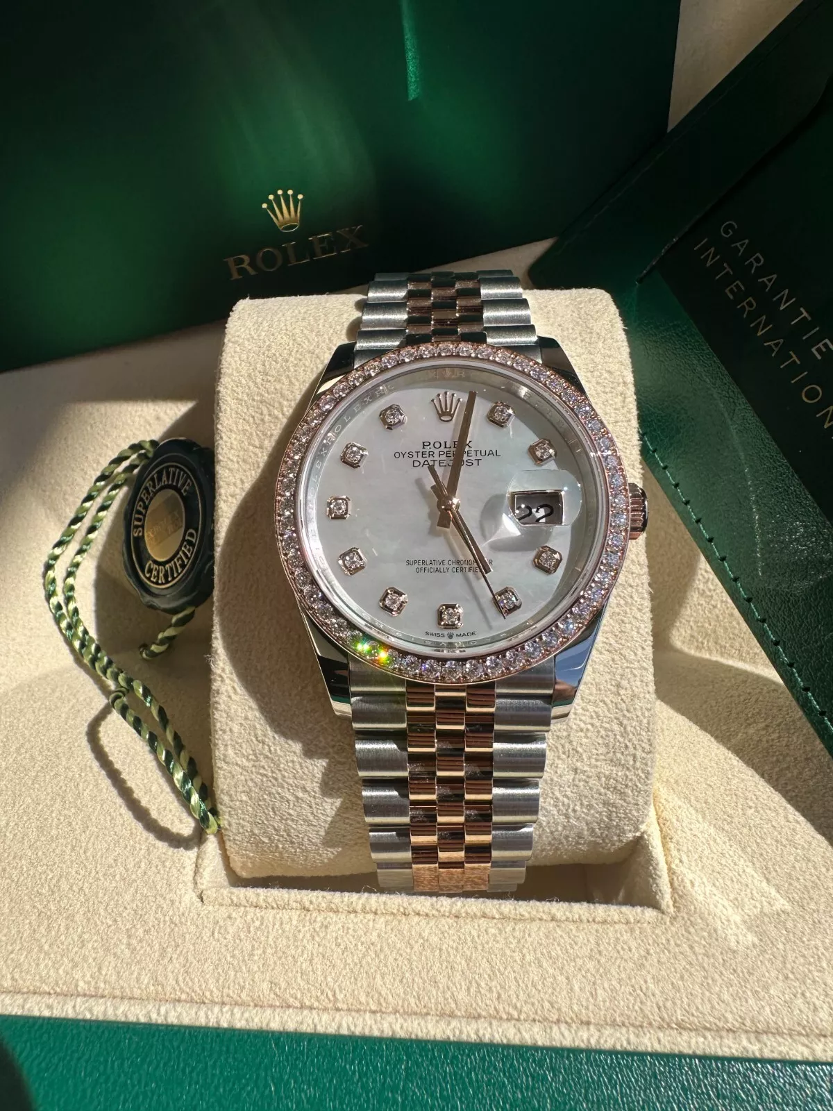RLX  Datejust 36mm 126281 Mother-of-Pearl Dial Jubilee Bracelet