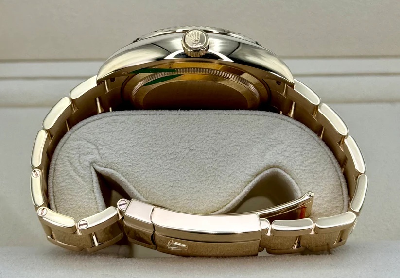 RLX  Sky-Dweller 42mm 336938-0003/0006 Yellow Gold White Dial Jubilee