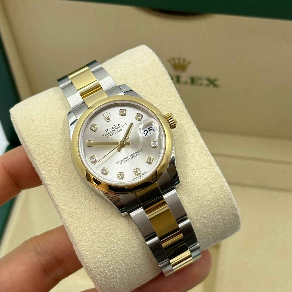 RLX Datejust m278243-0019/0020 31mm Silver Dial Yellow Rolesor Oyster Watch