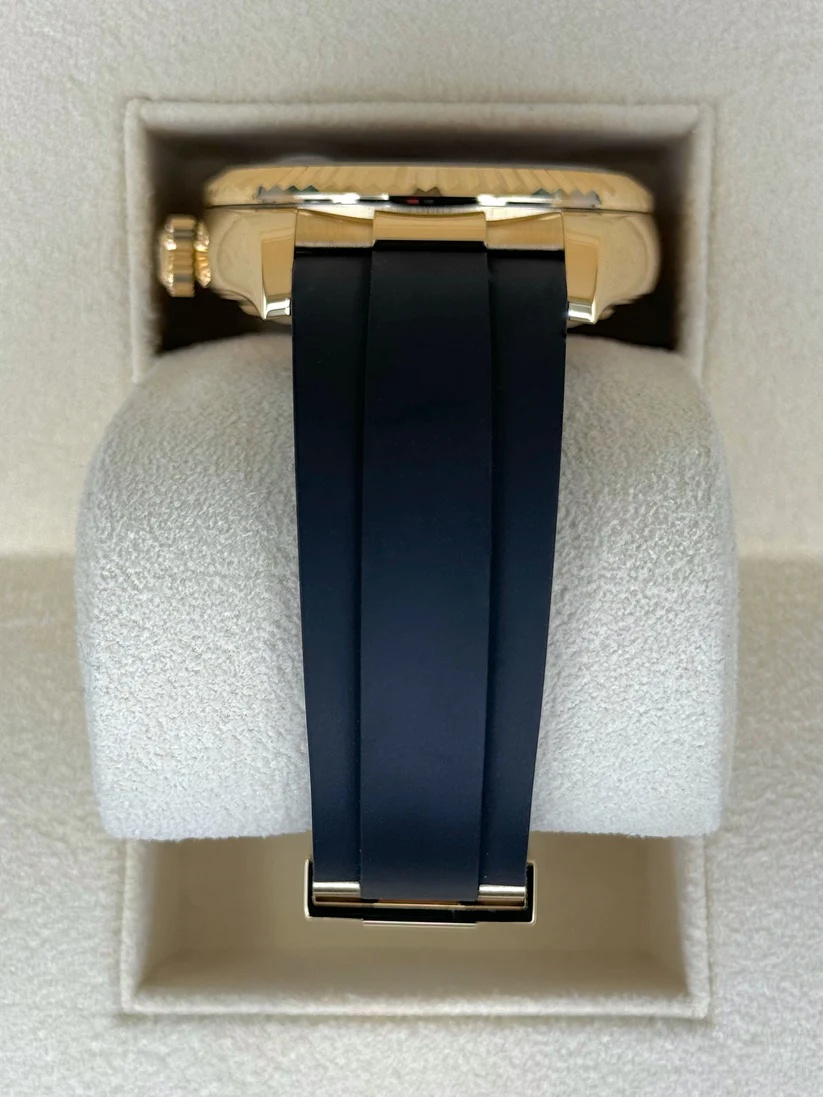 RLX  Sky-Dweller 42mm Yellow Gold Champagne Dial Oysterflex - 336238