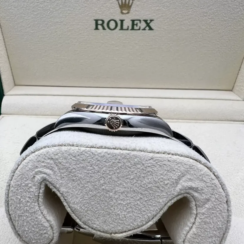 RLX  Datejust 36mm 126231 Rose Dial Oyster Bracelet