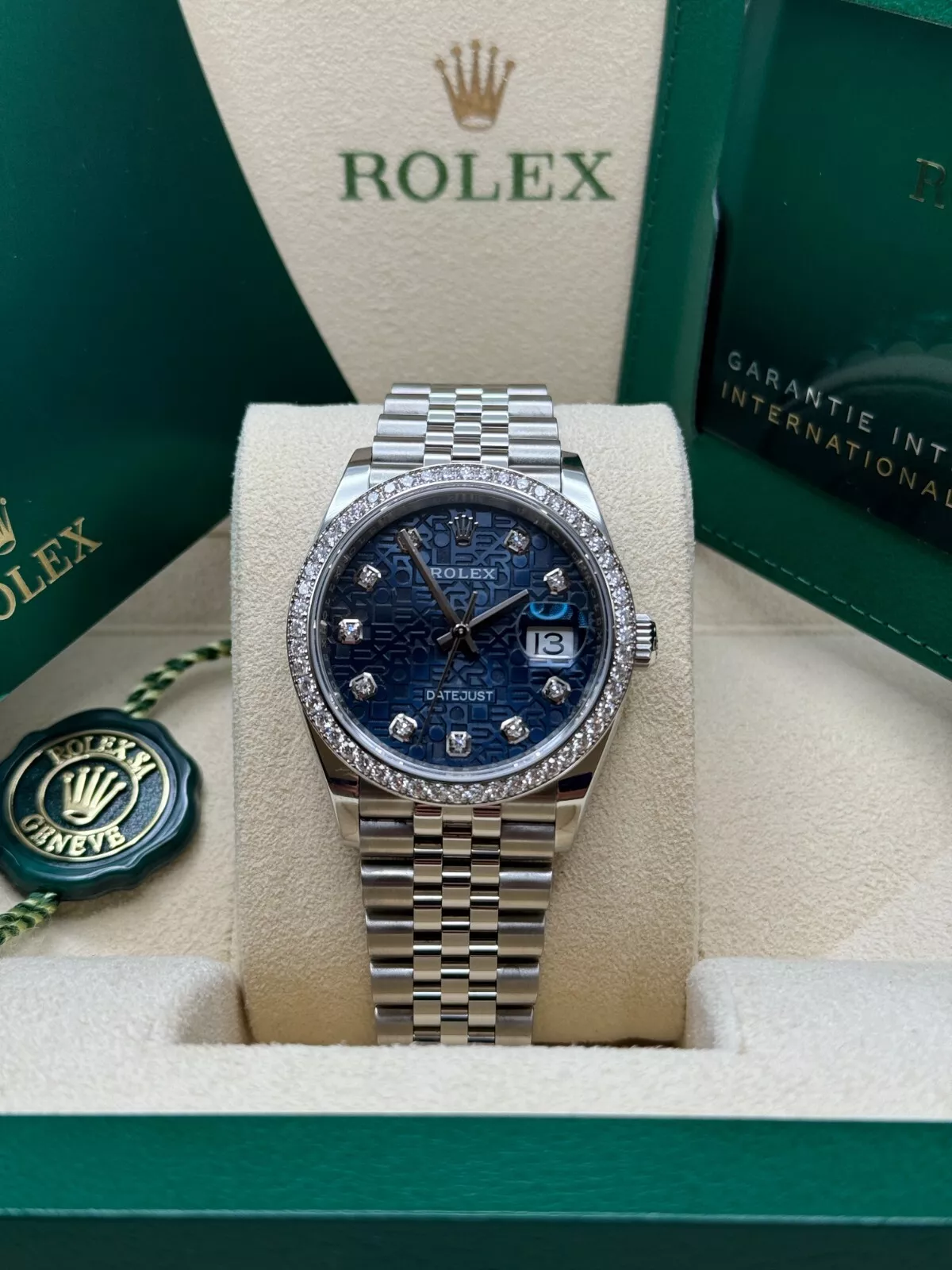 RLX  Datejust 36mm 126284 Blue Jubilee Diamond Dial & Diamond Bezel, Stainless Steel Oyster Bracelet Watch