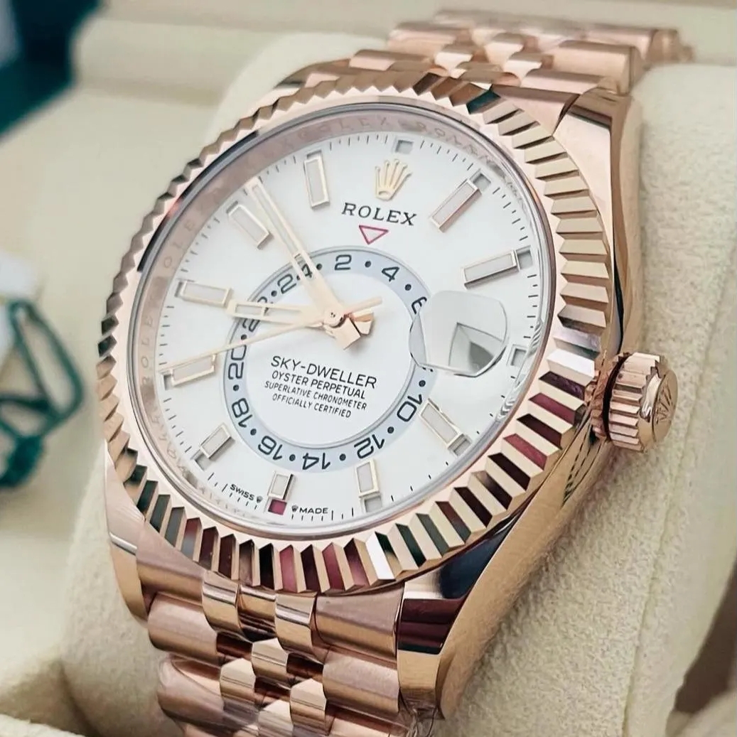 RLX  Sky-Dweller 42mm 336935-0003/0007 Rose Gold White Dial Oyster