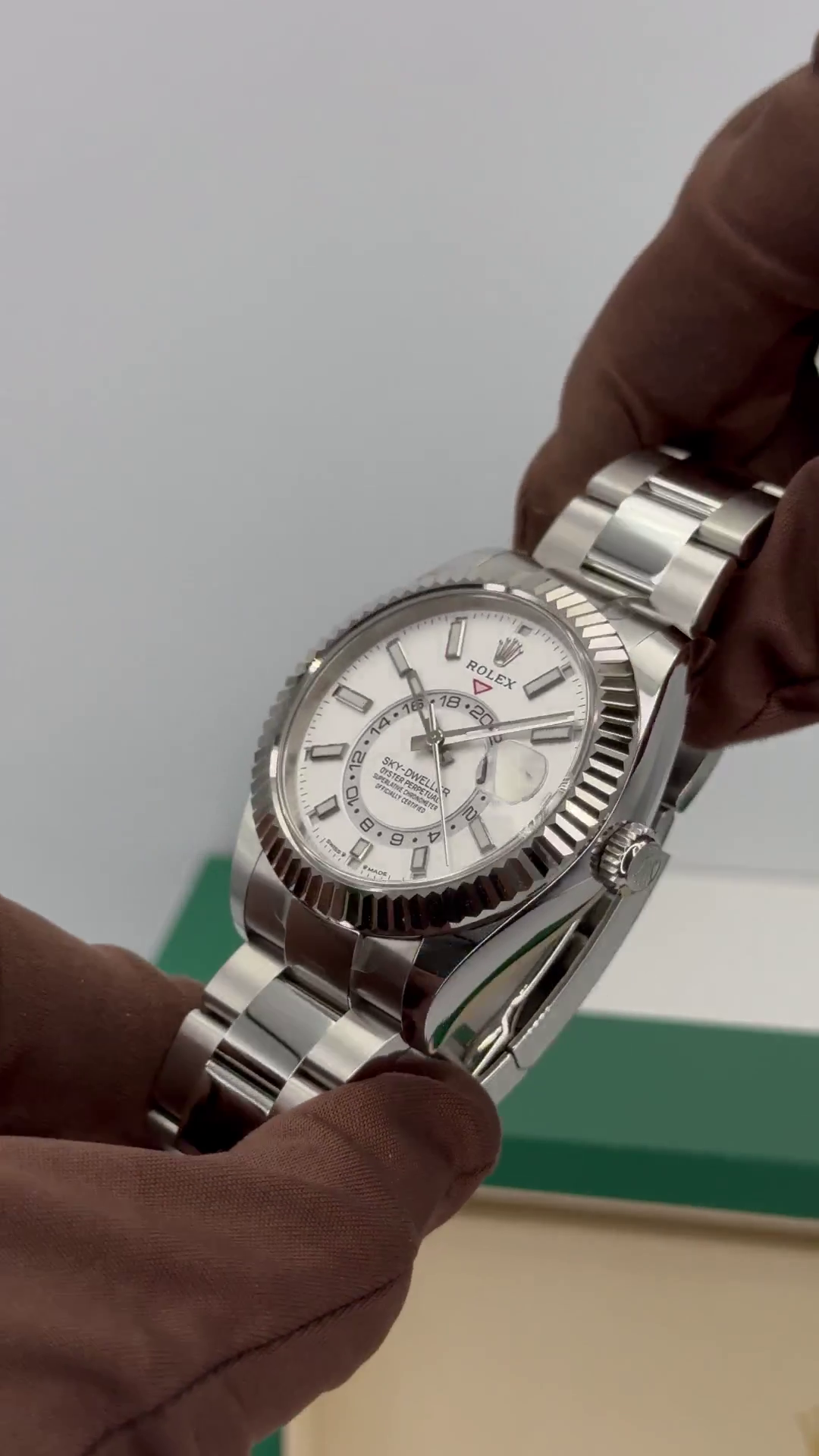 RLX  Sky-Dweller 42mm 336934-0003/0004 Stainless Steel White Dial Oyster