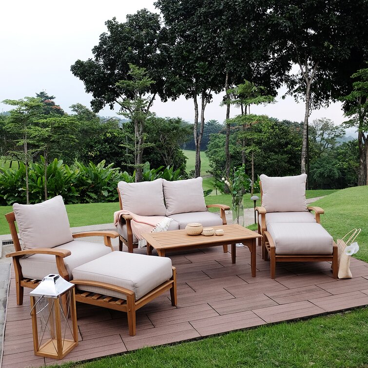 Summerton Seating Group with Cushions