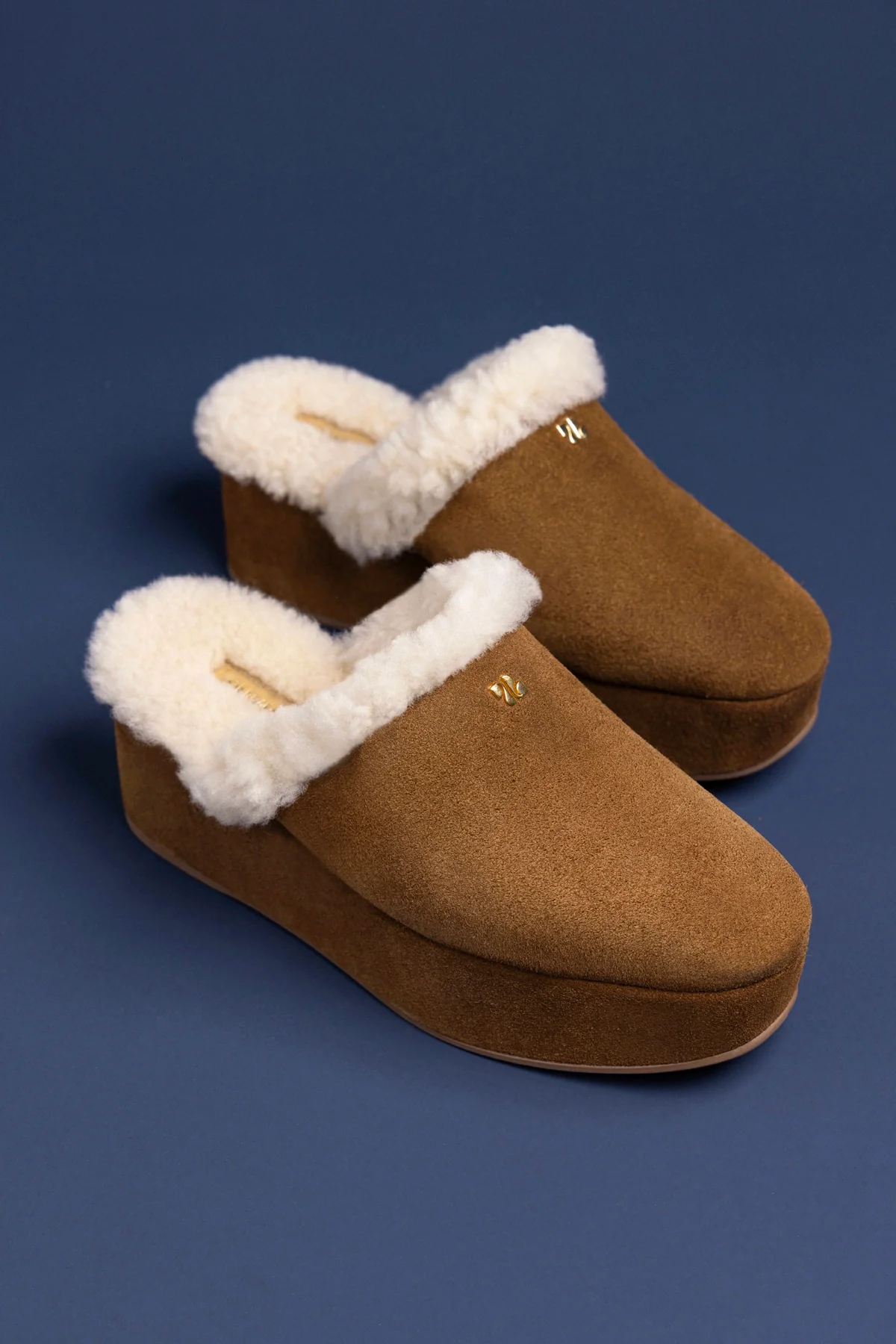 Dani Flatform Mule In Russet Suede