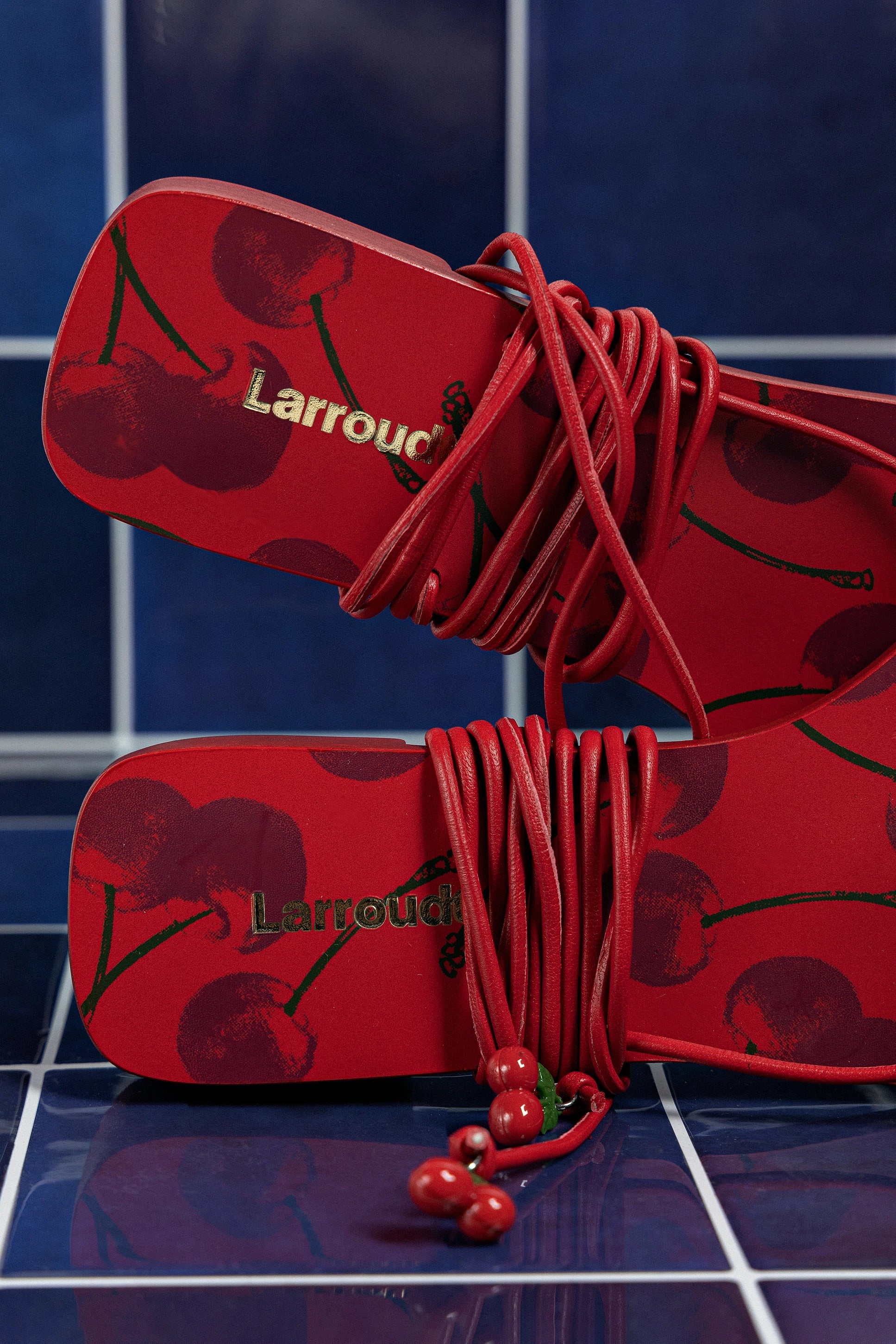 Nadia Flat Sandal In Scarlet Leather