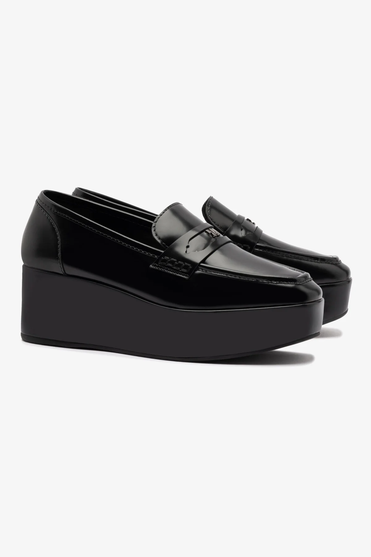 Suki Flatform Loafer In Black Box Leather