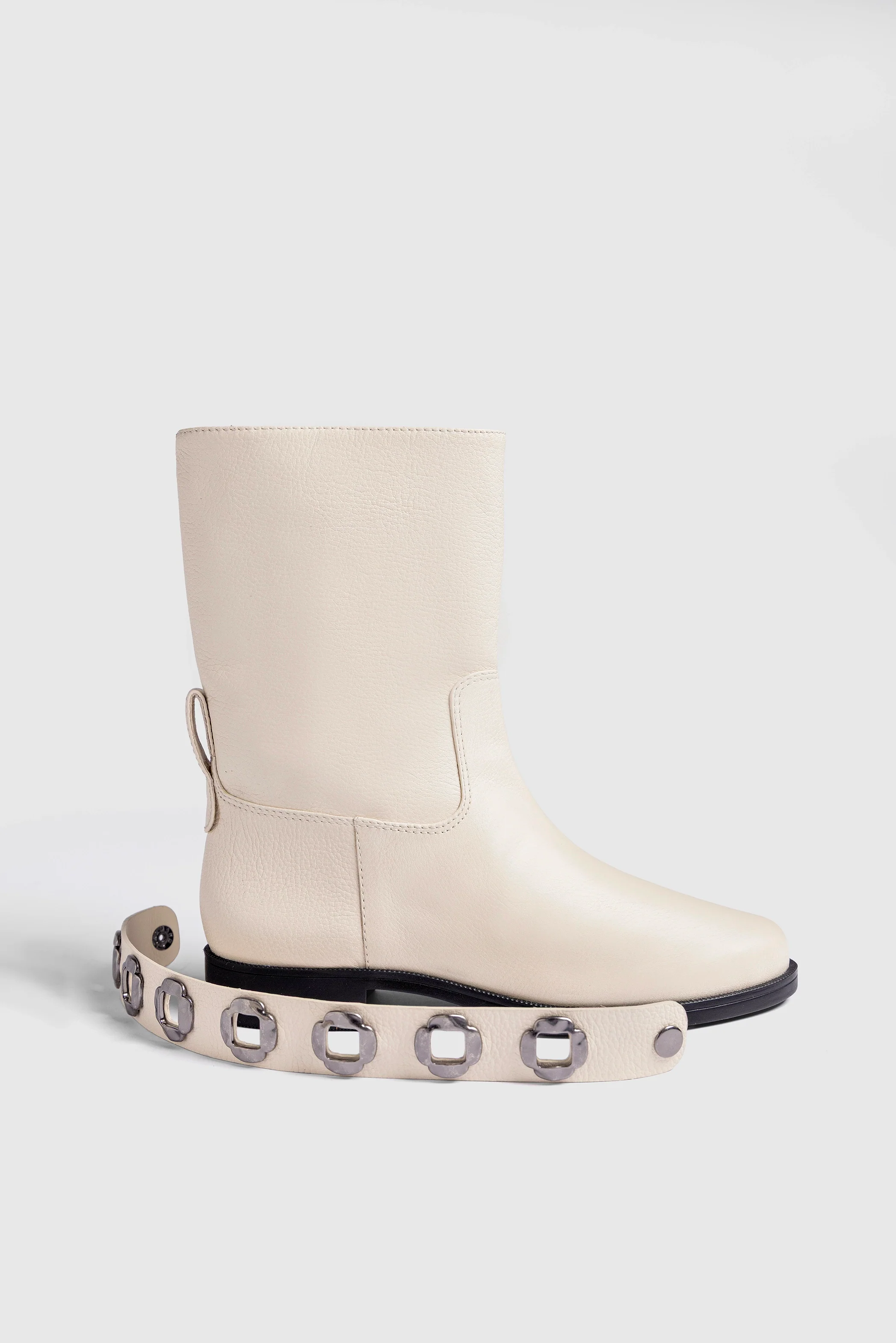Milan Flat Bootie In Ivory Leather
