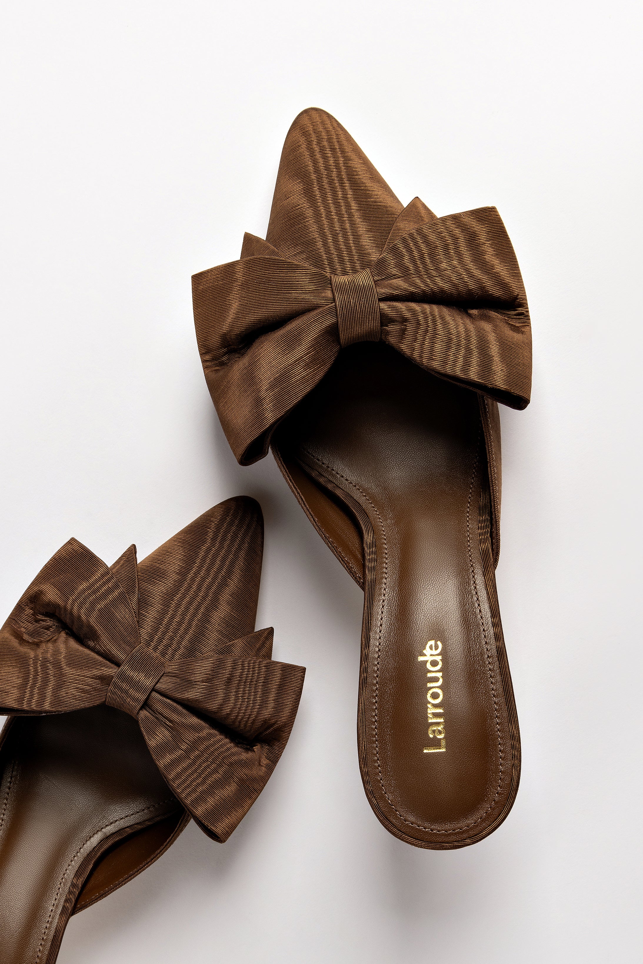 Mini Elle Pump In Cinnamon Fabric