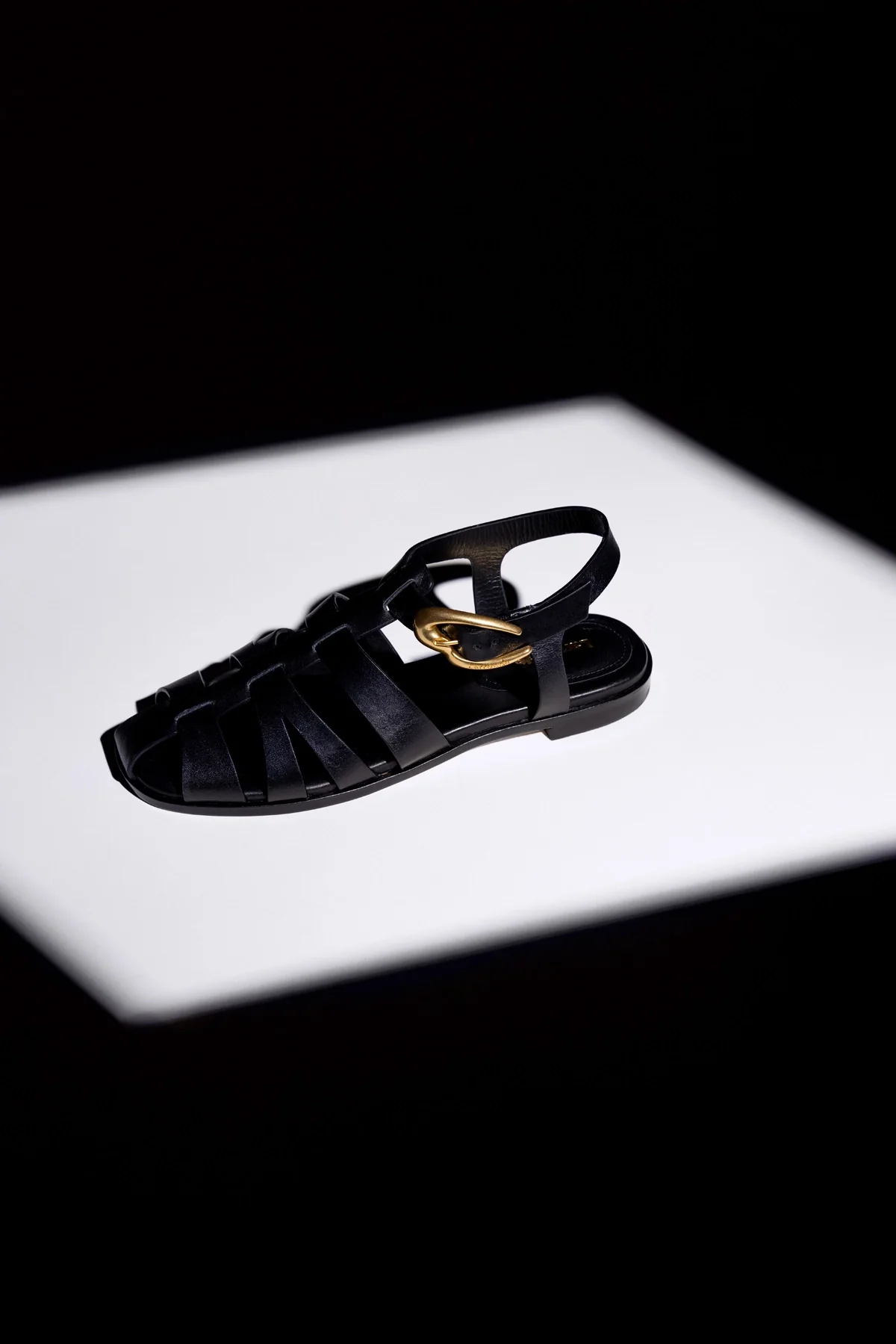 Stevie Flat Sandal In Black Leather