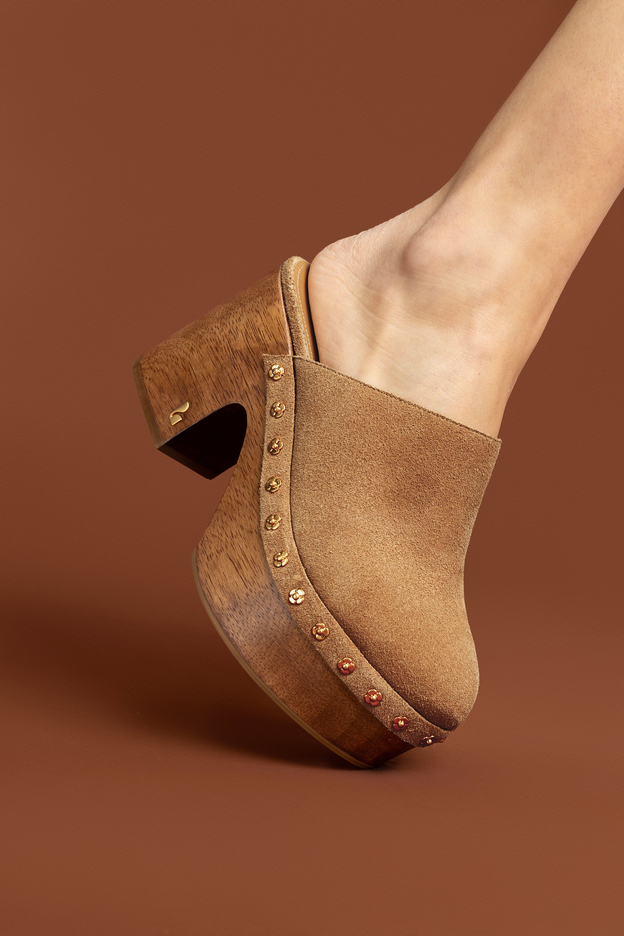 Miso Wooden Platform Clog In Peanut Suede