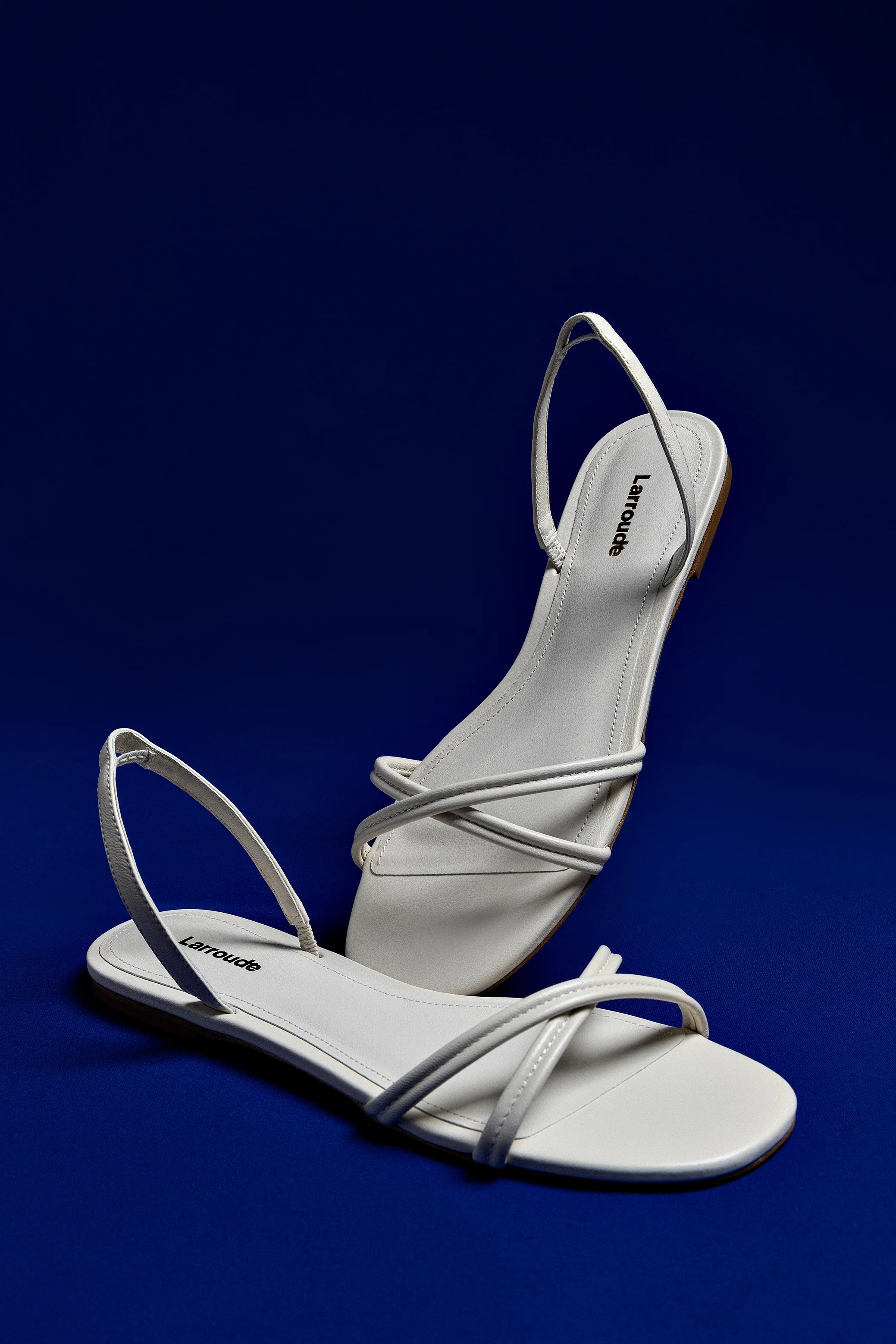 Annie Flat In Ivory Leather
