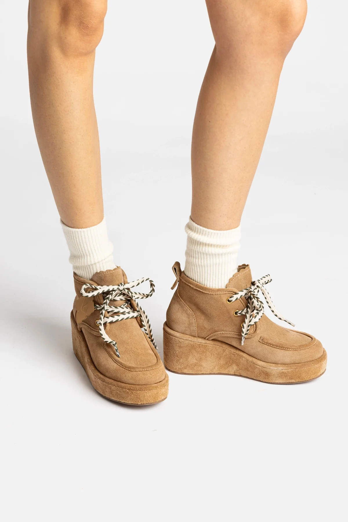 Chani Wedge In Peanut Suede