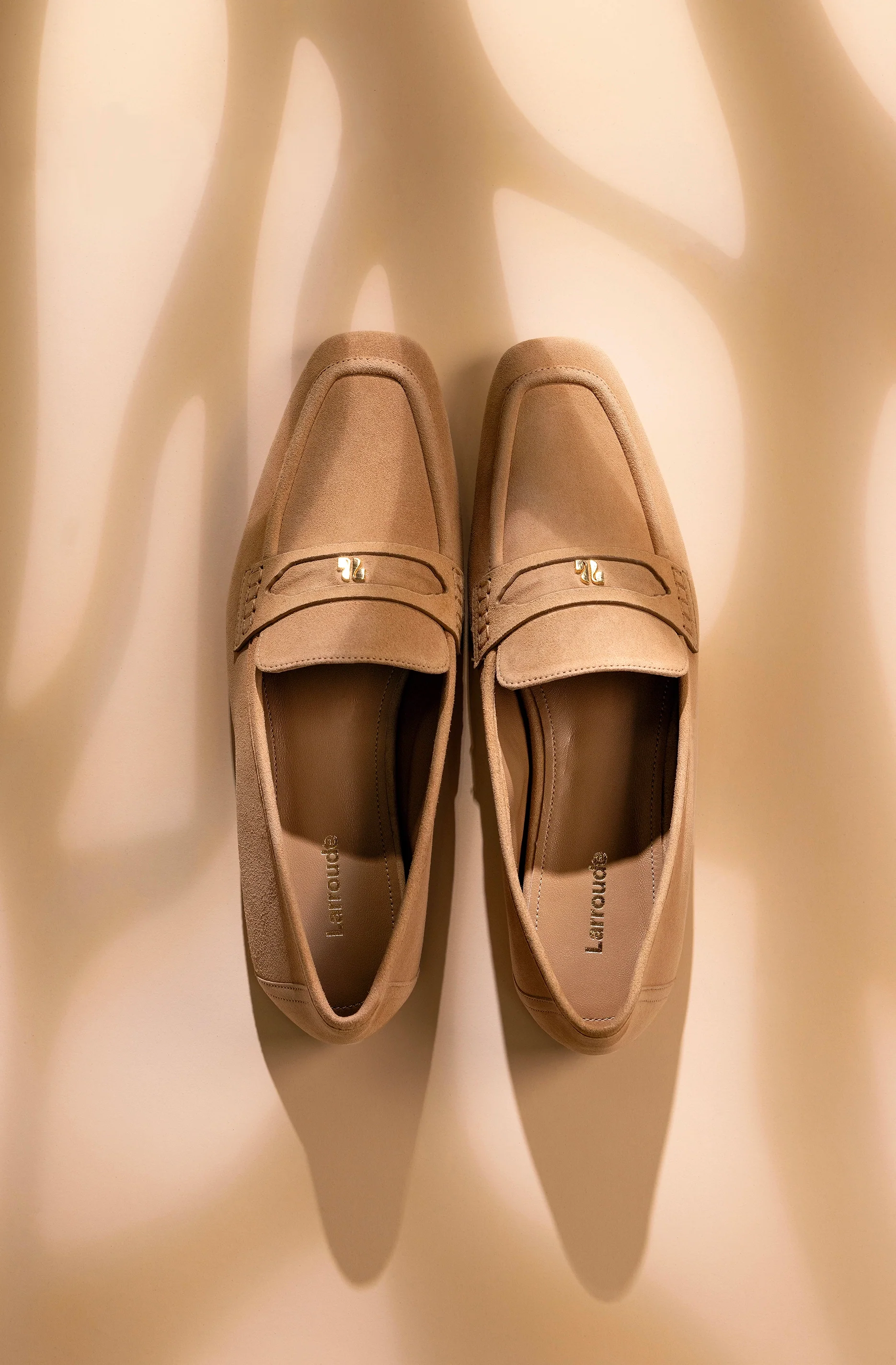 Suki Flat Loafer In Peanut Suede
