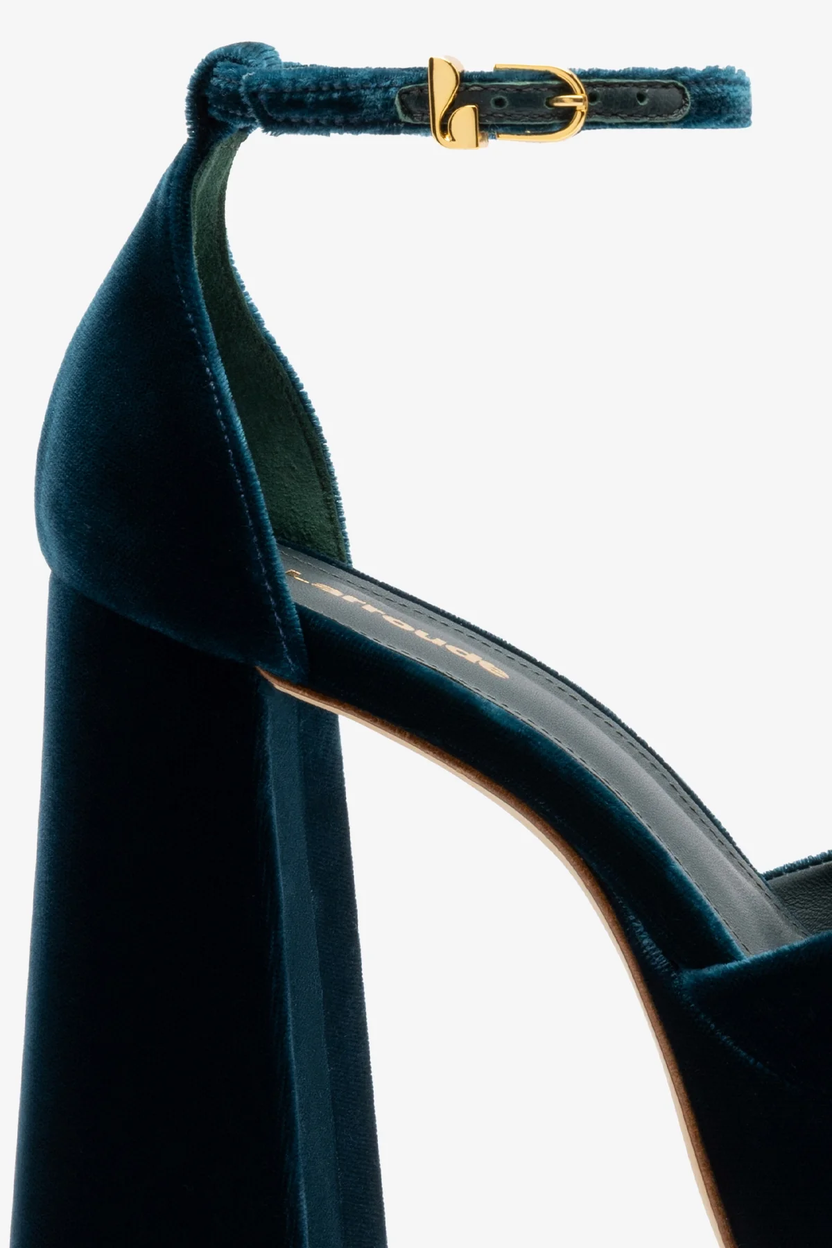 Ari Pump In Deepsea Velvet