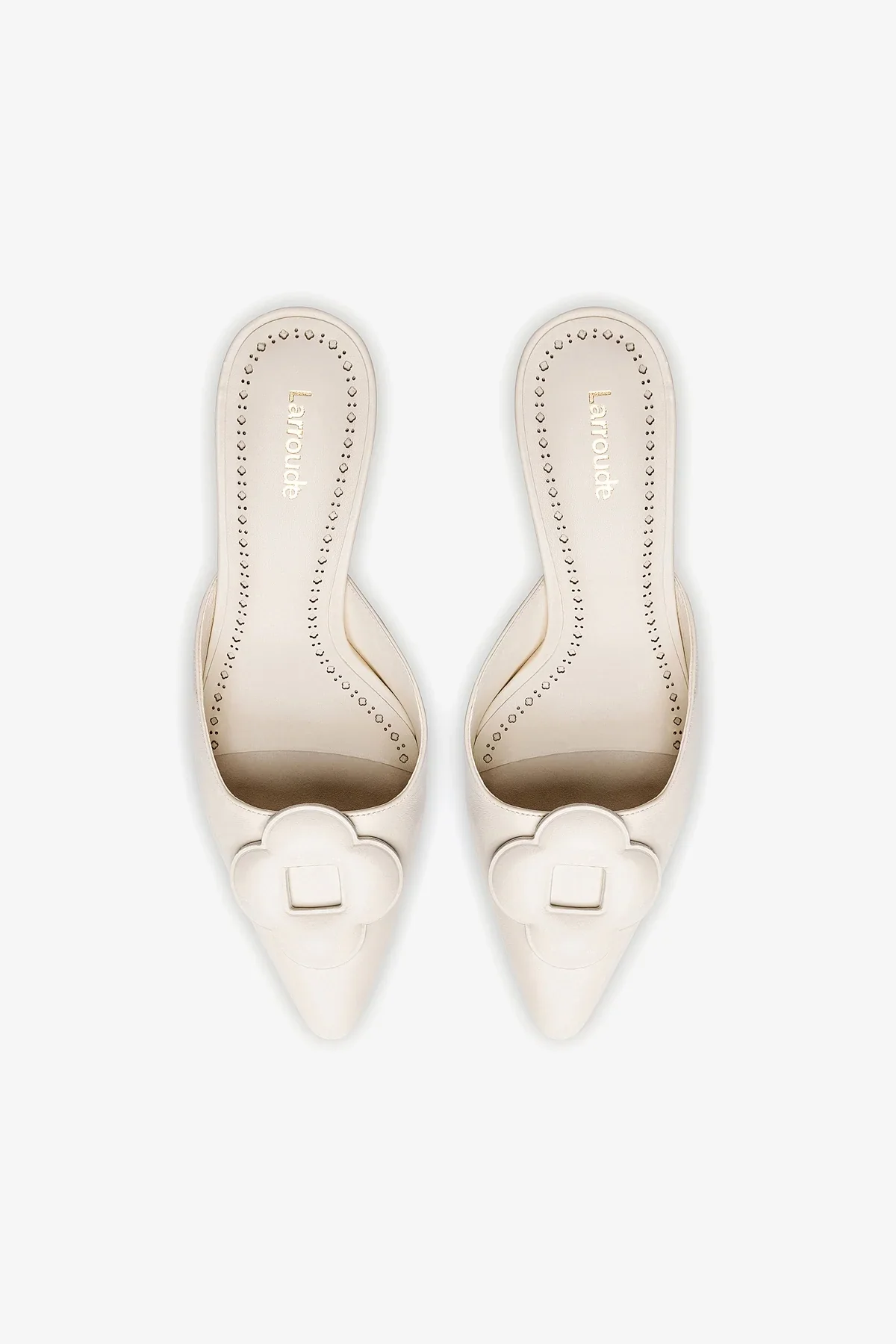 Flora Pump In Ivory Leather