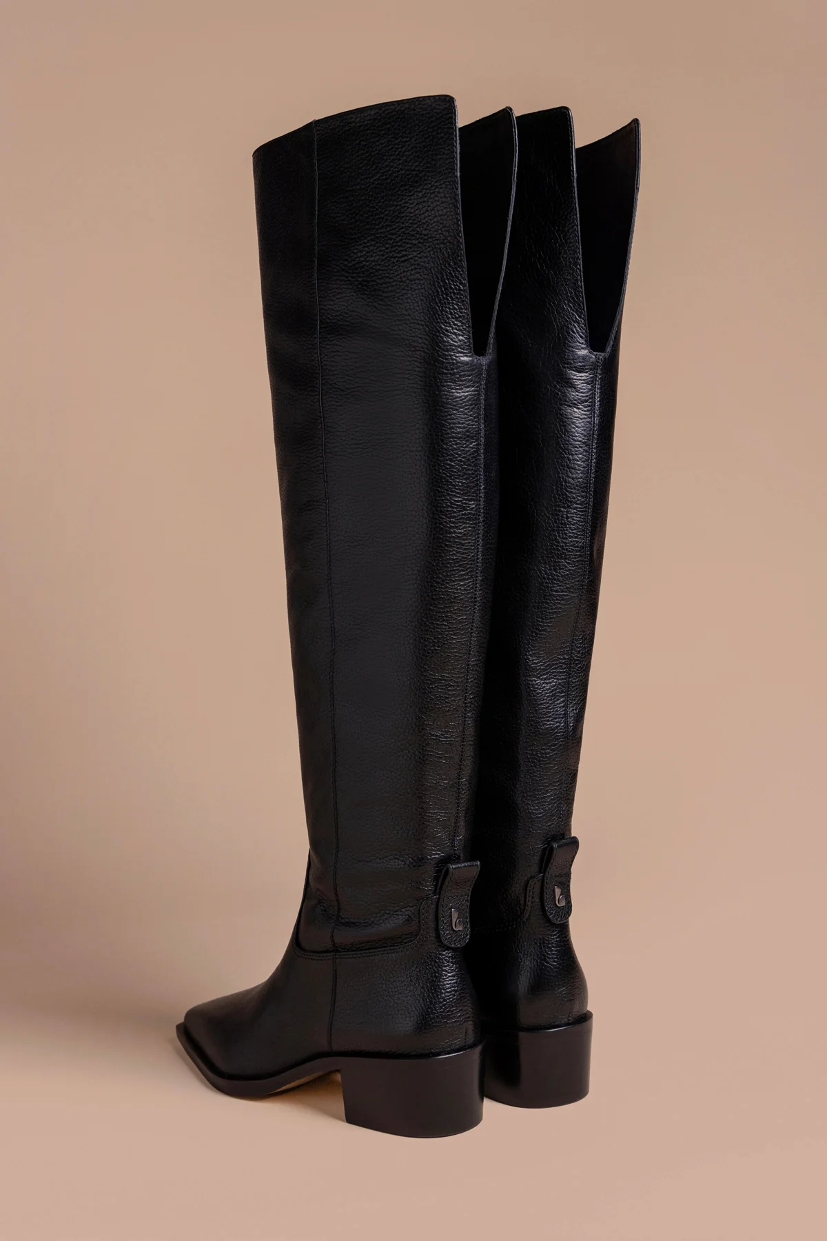 Florencia Hi Boot In Black Leather