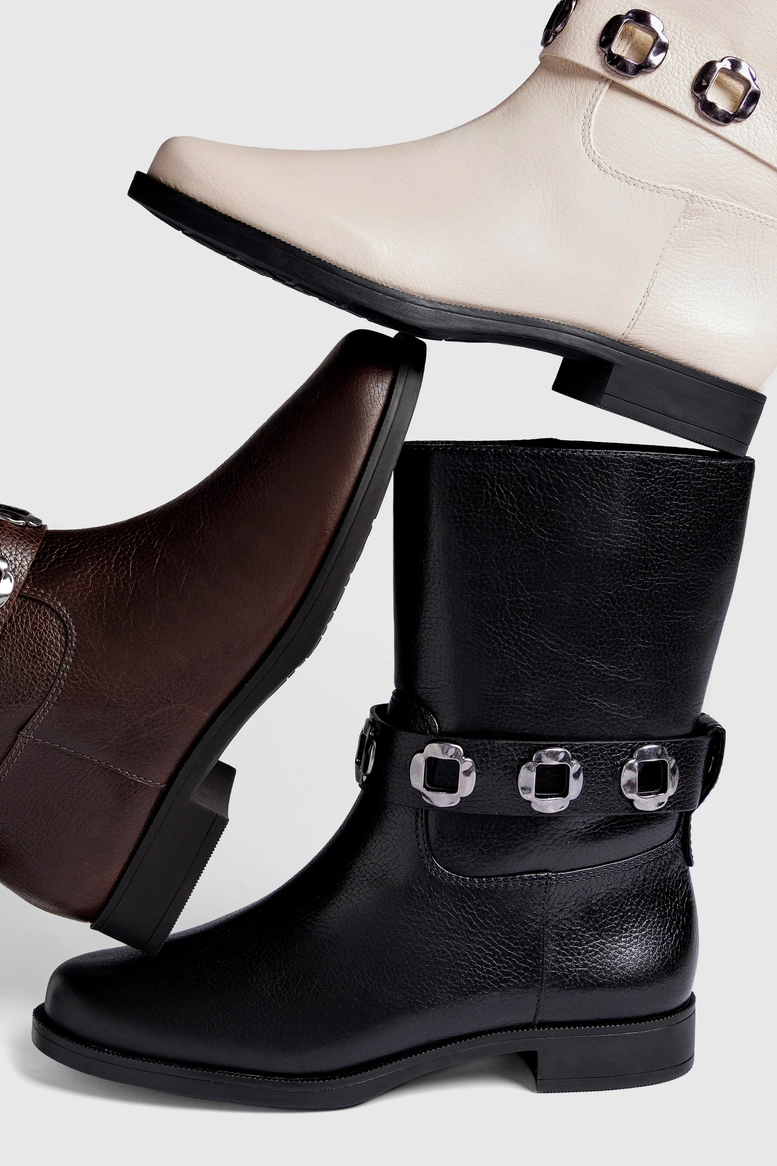 Milan Flat Bootie In Ivory Leather