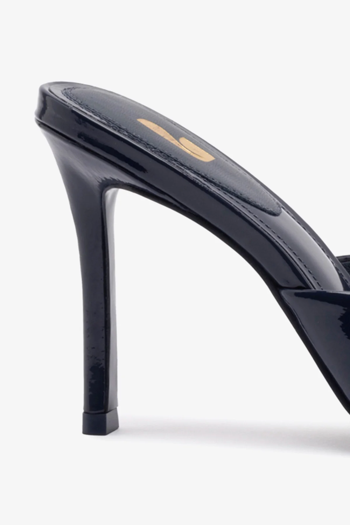 Jasmine Hi Mule In Navy Leather