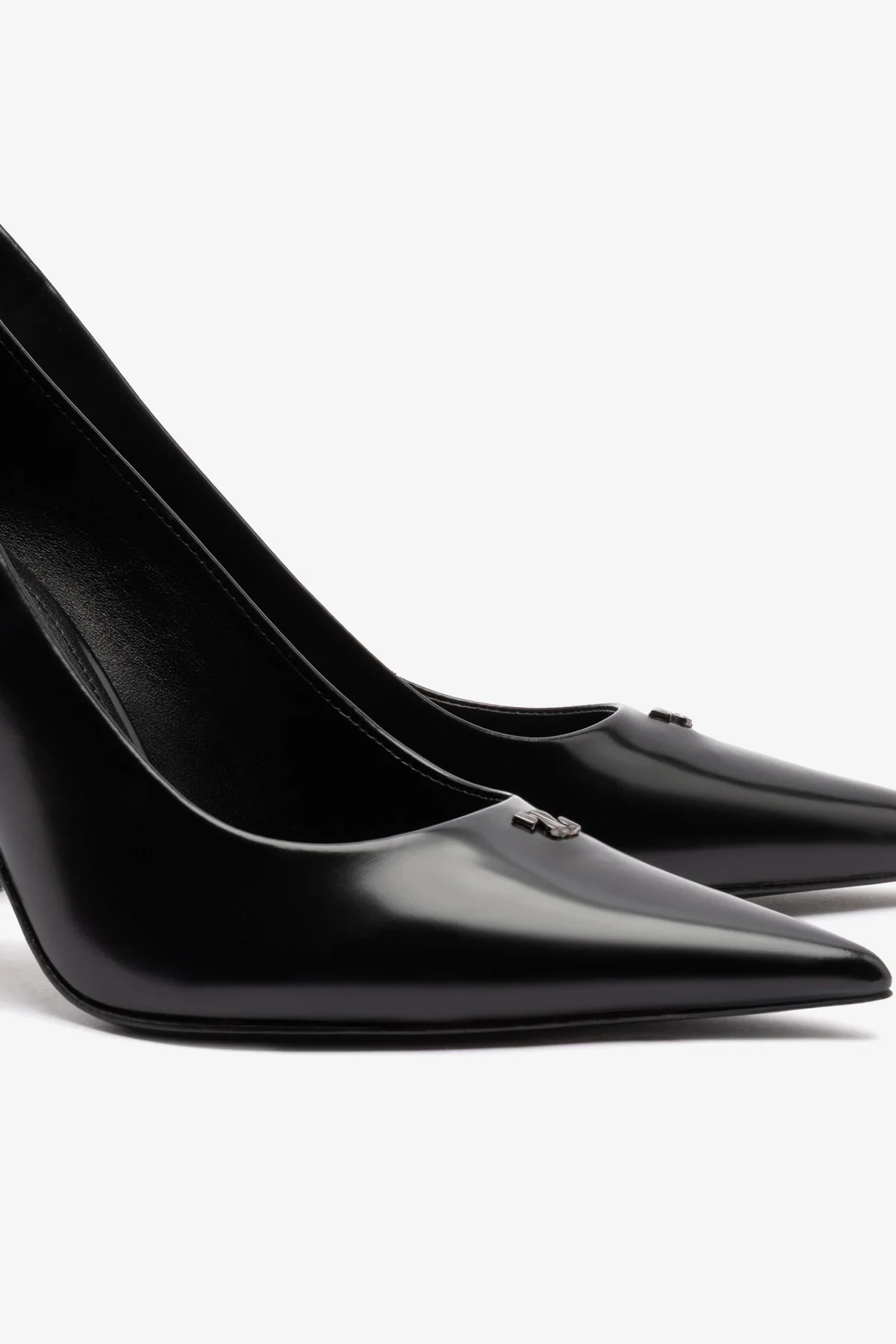 Stone Pump In Black Box Leather