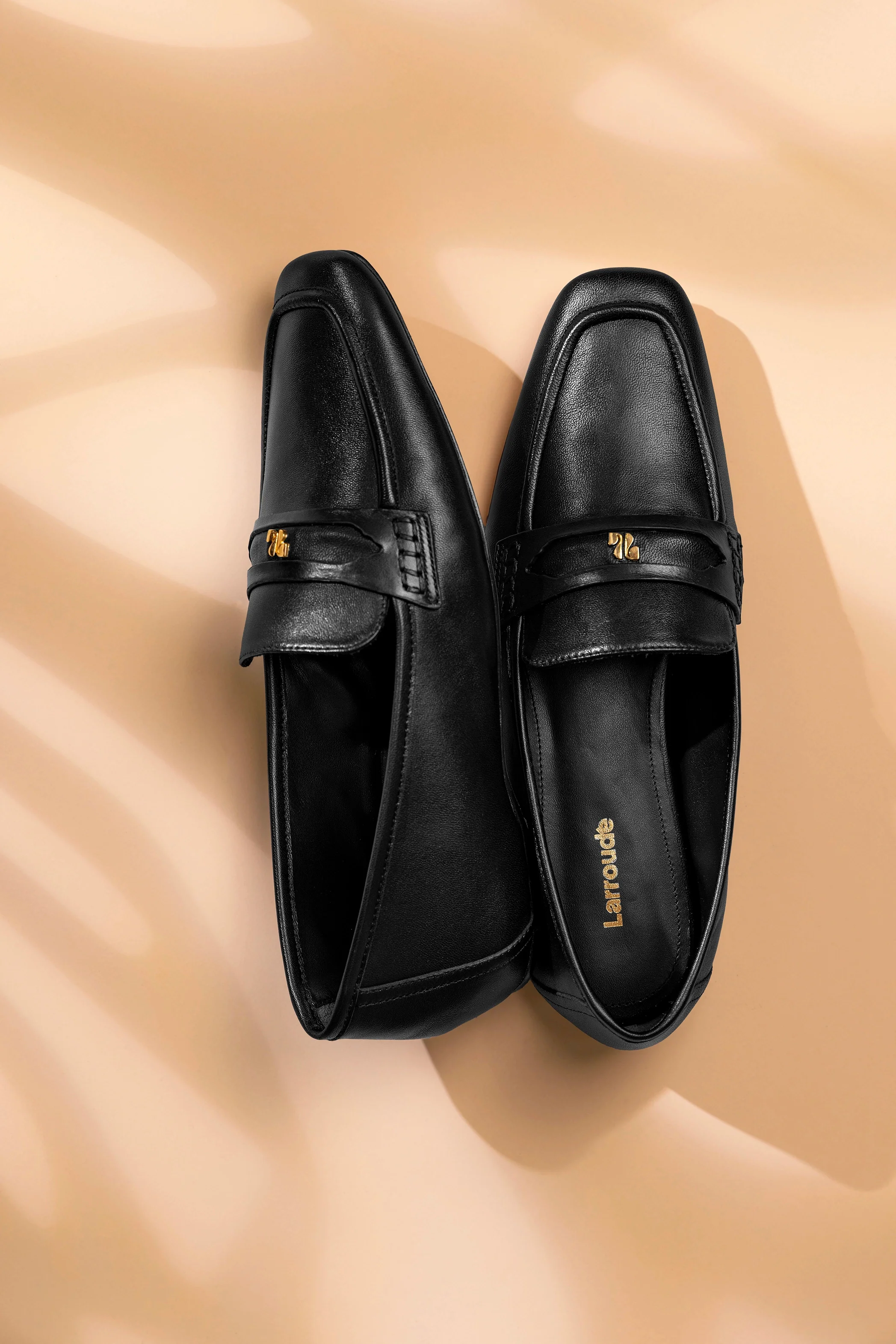 Suki Flat Loafer In Black Leather