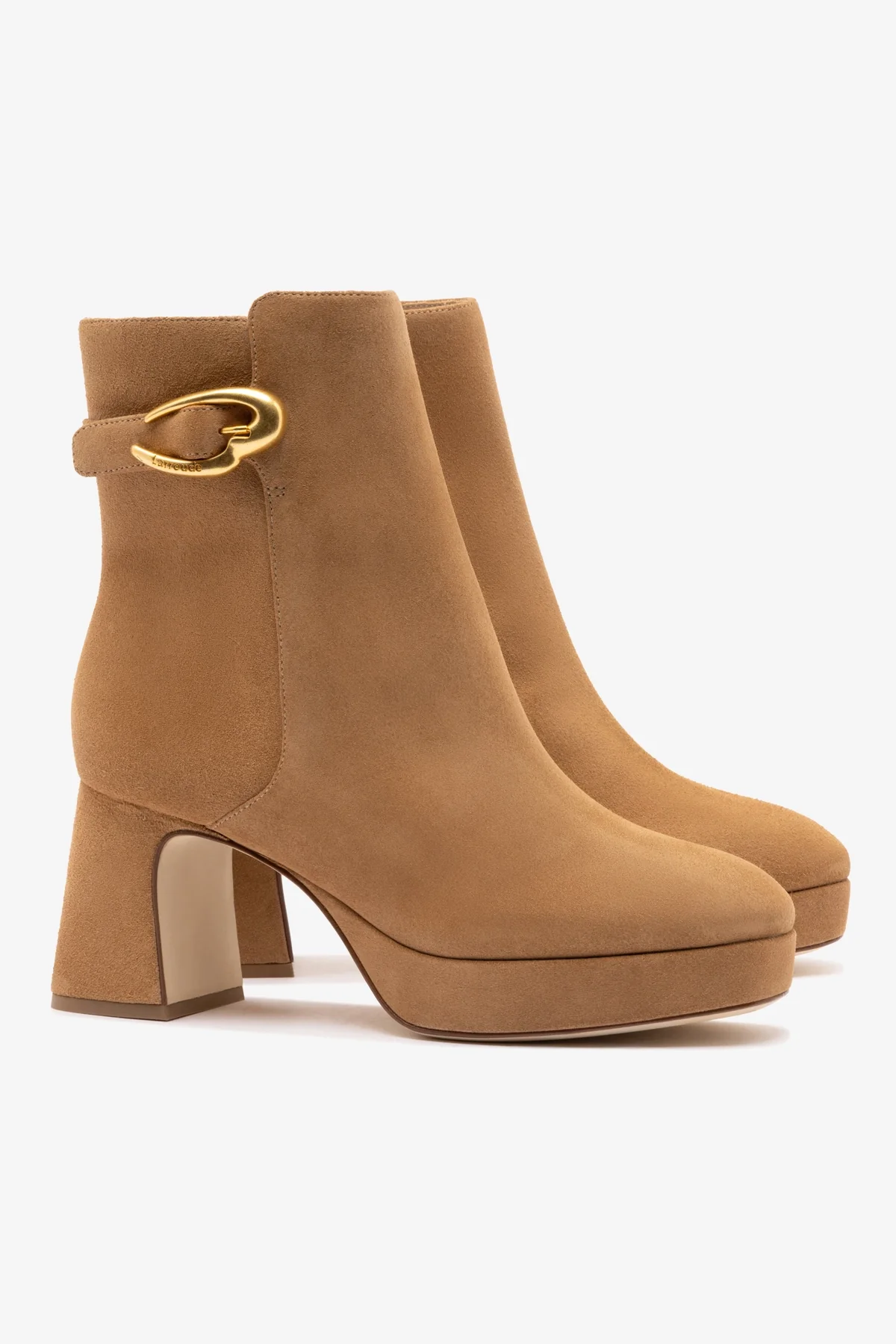 Dolly Verona Low Boot In Peanut Suede